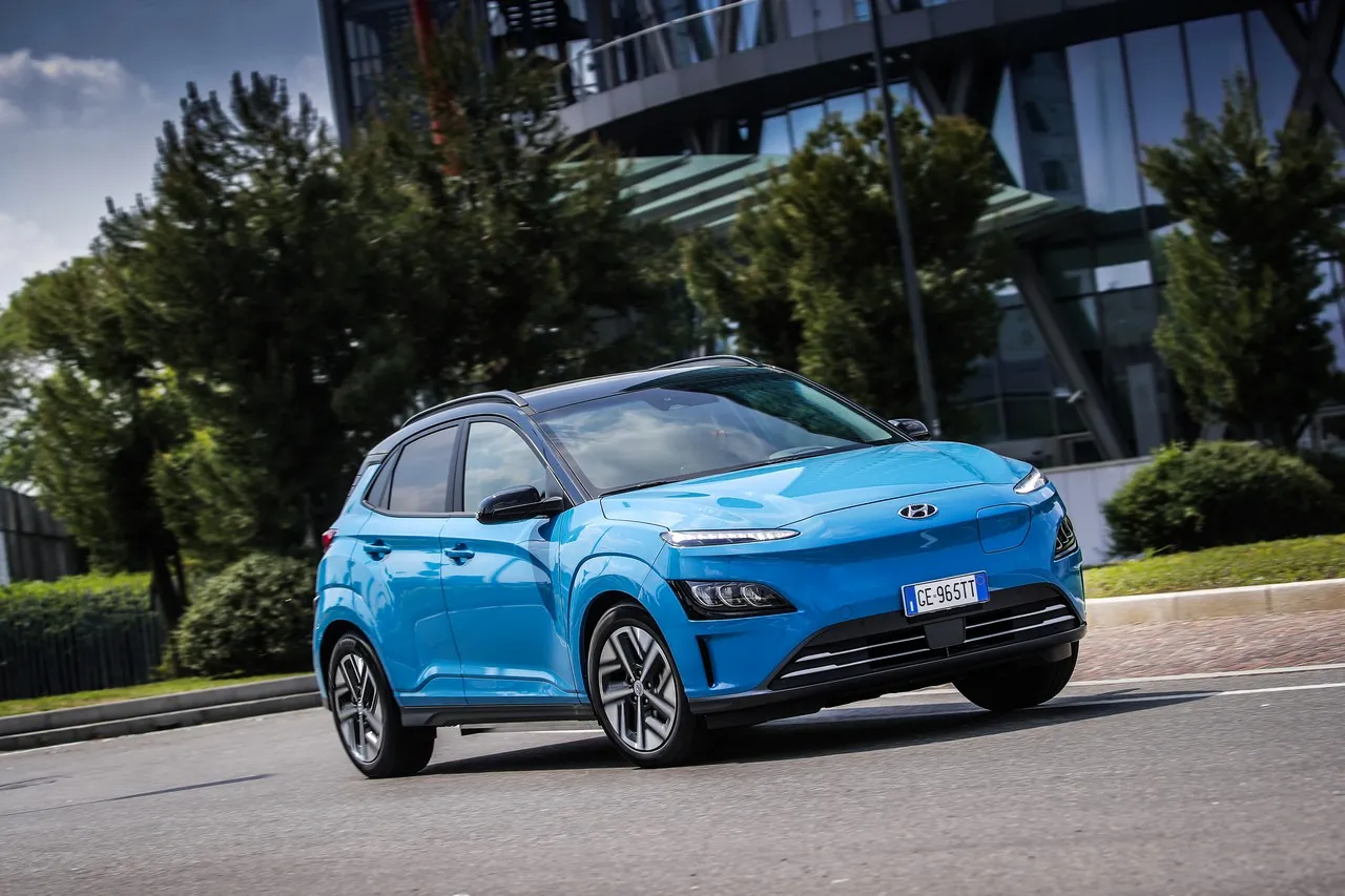 nuova hyundai kona electric 4