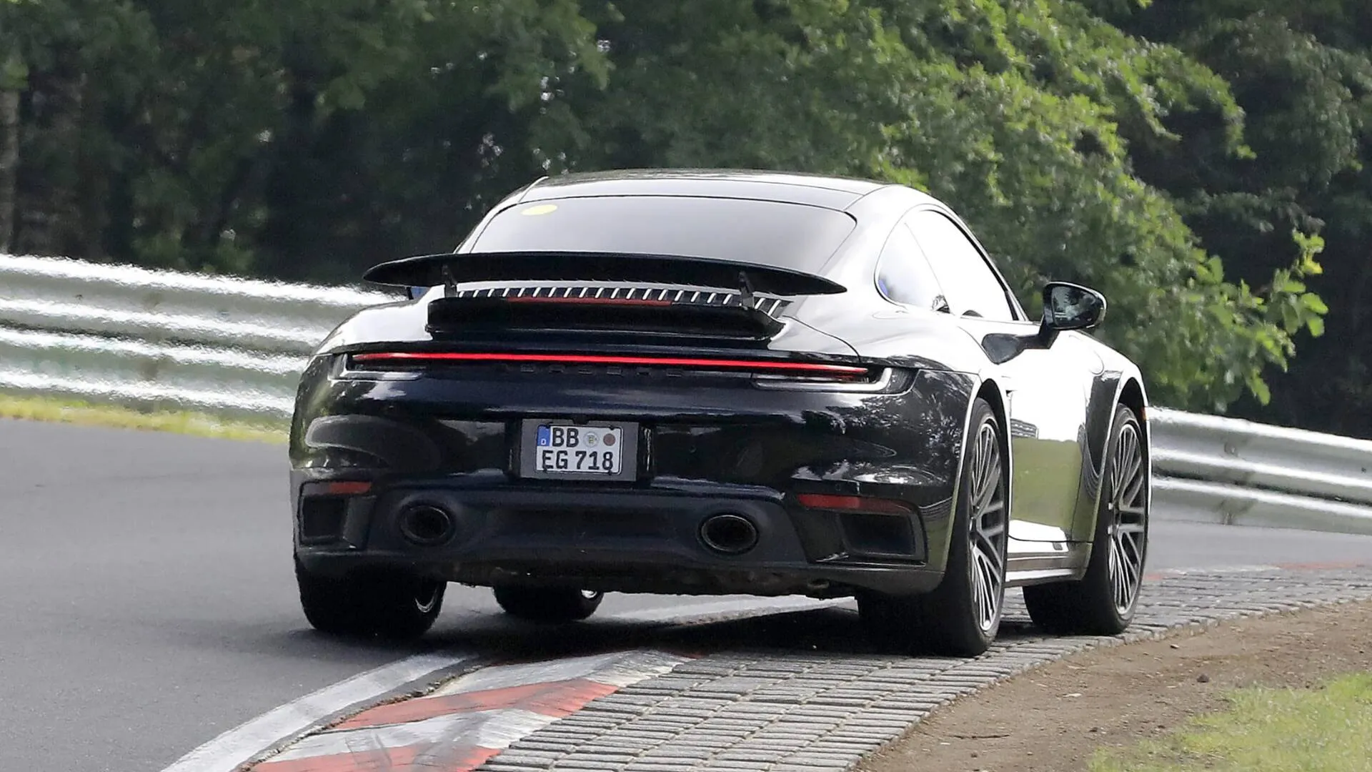 porsche 911 ibrida 1 1