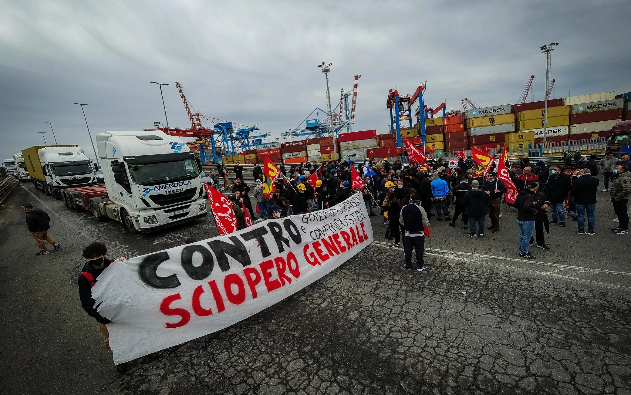 protesta sciopero napoli
