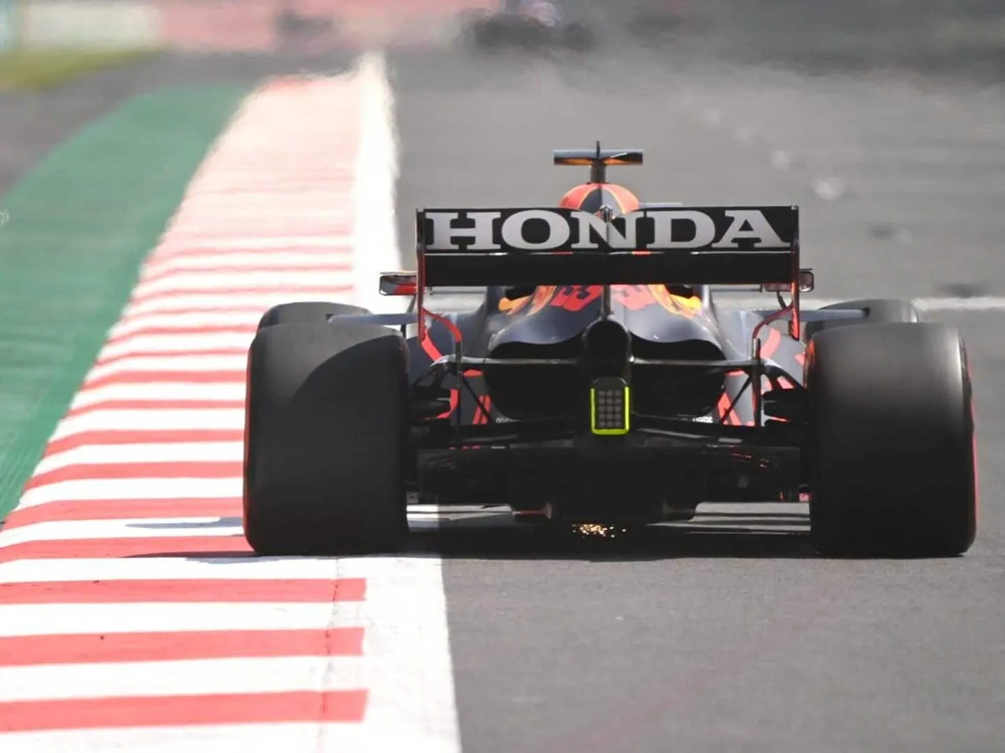 red bull honda rear wing 2