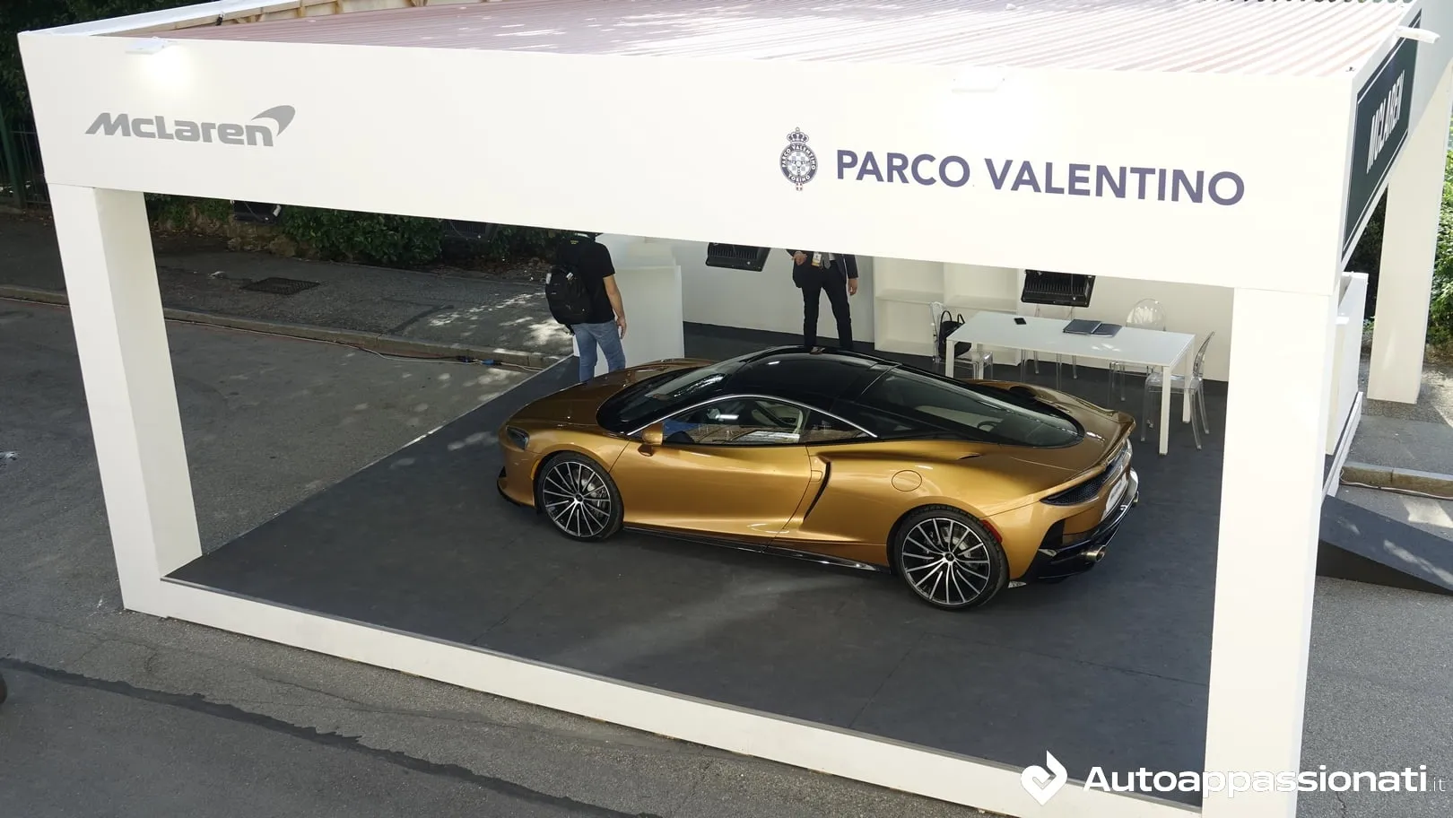 stand mclaren parco valentino 2019