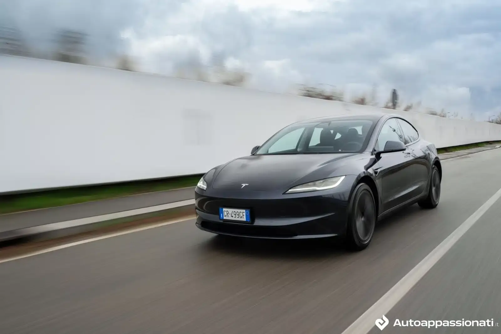 tesla model 3 rwd 2024 23