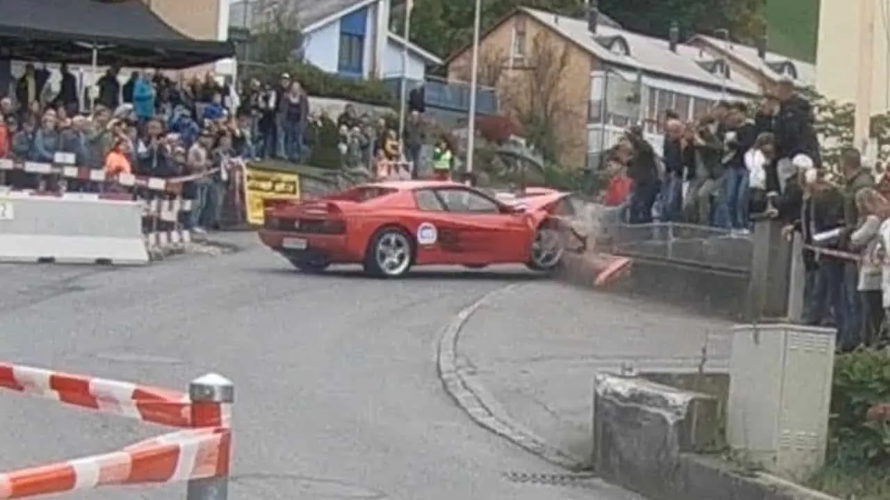 testrossa crash svizzera