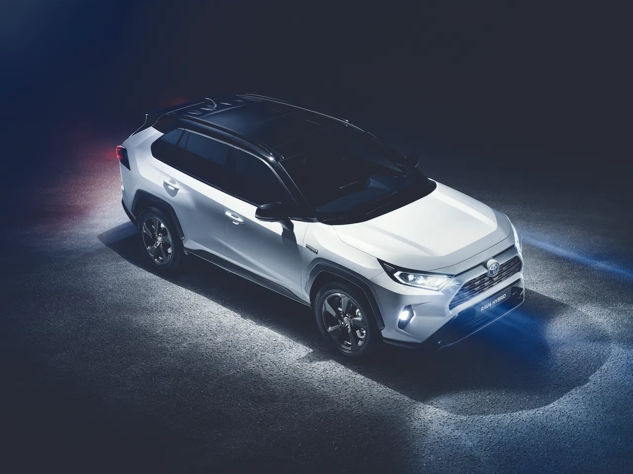 toyota rav4 2018 copertina