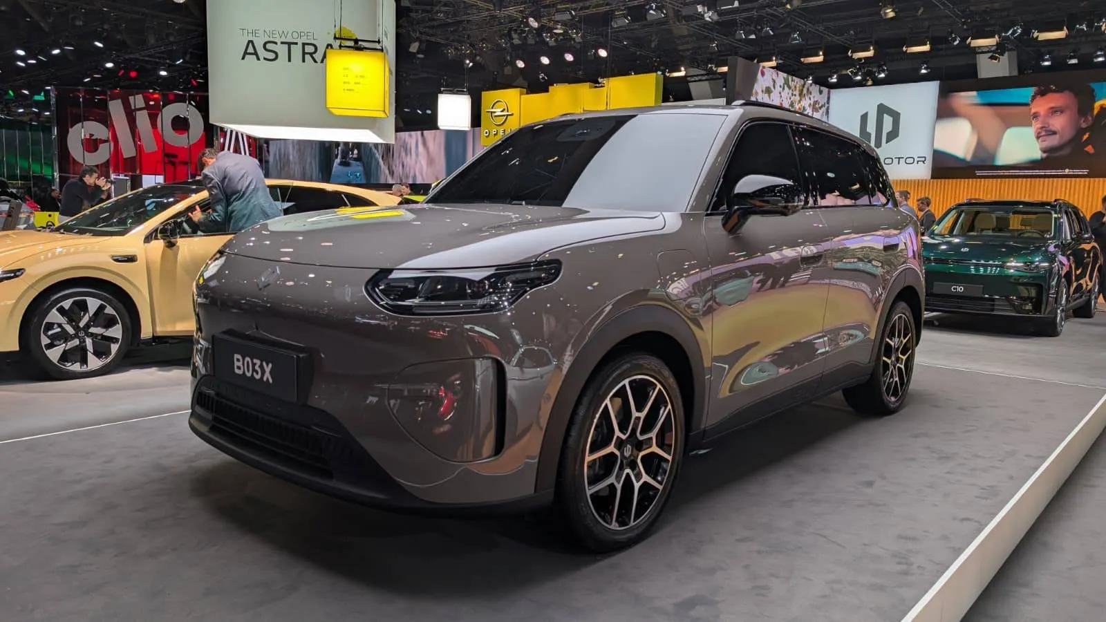 Leapmotor-B03X anteriore