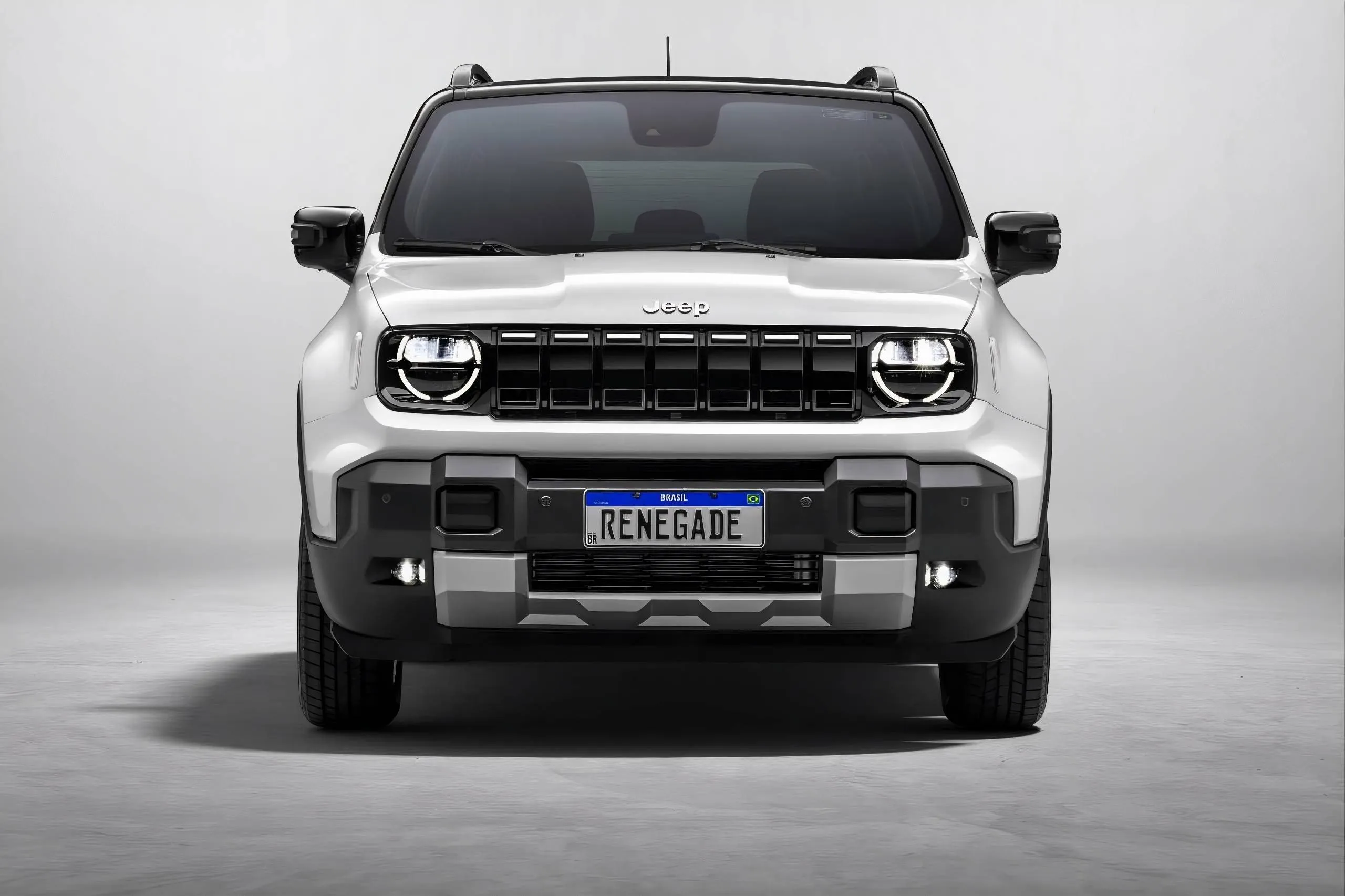 Jeep-Renegade-2026 frontale di colore bianco