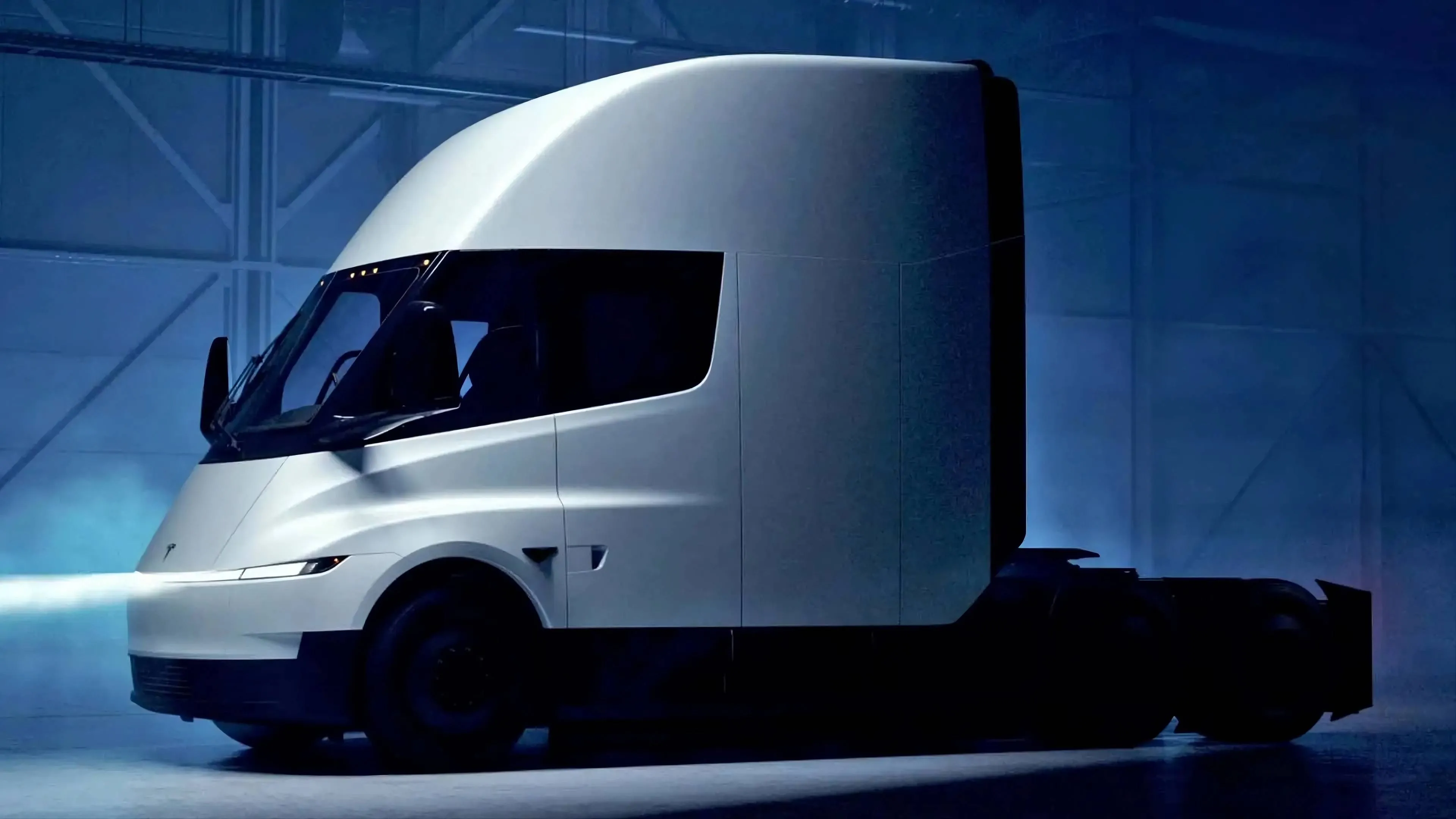 tesla-semi-facelift (2)