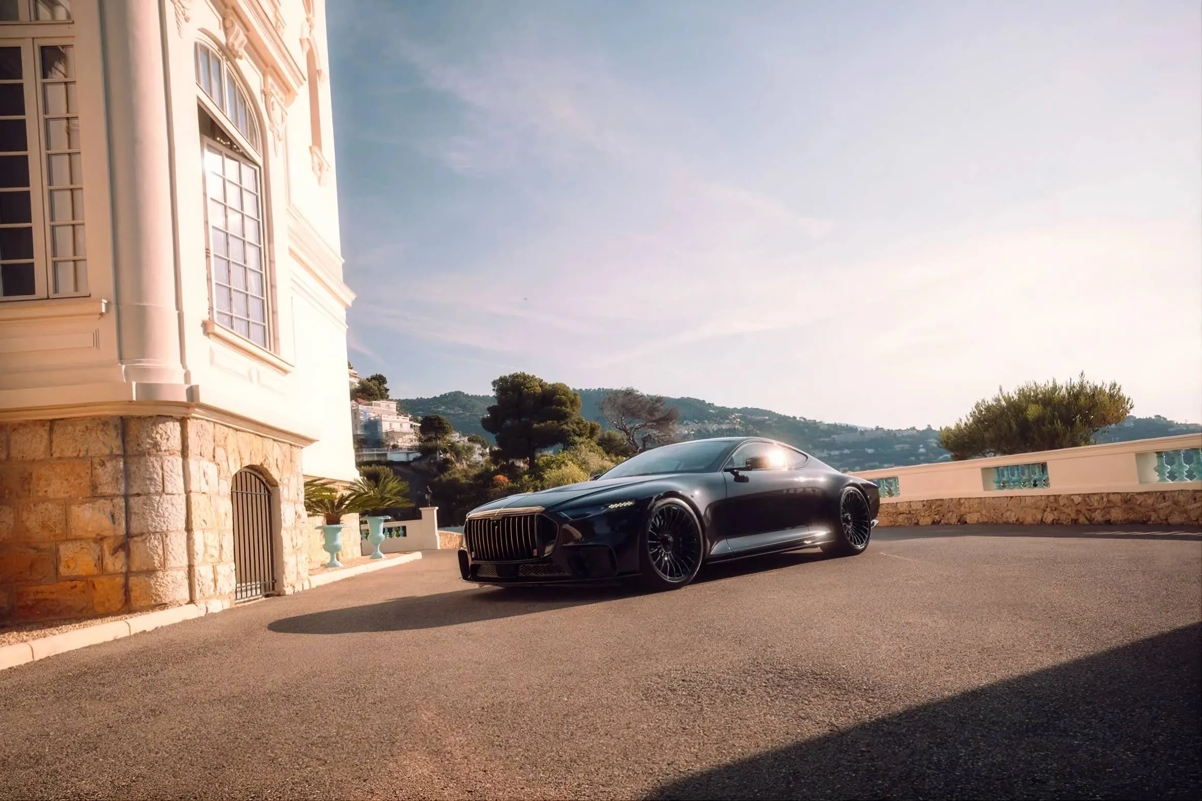 Nell'immagine si vede la nuova Brabus Bodo fotografata al Fuorisalone