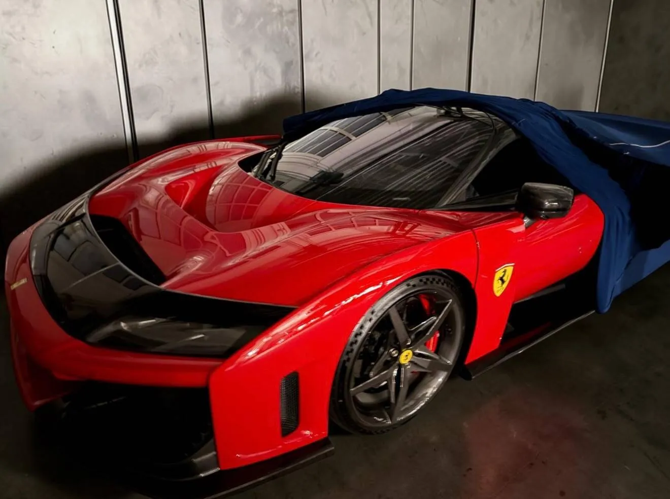 ferrari-f80-usata