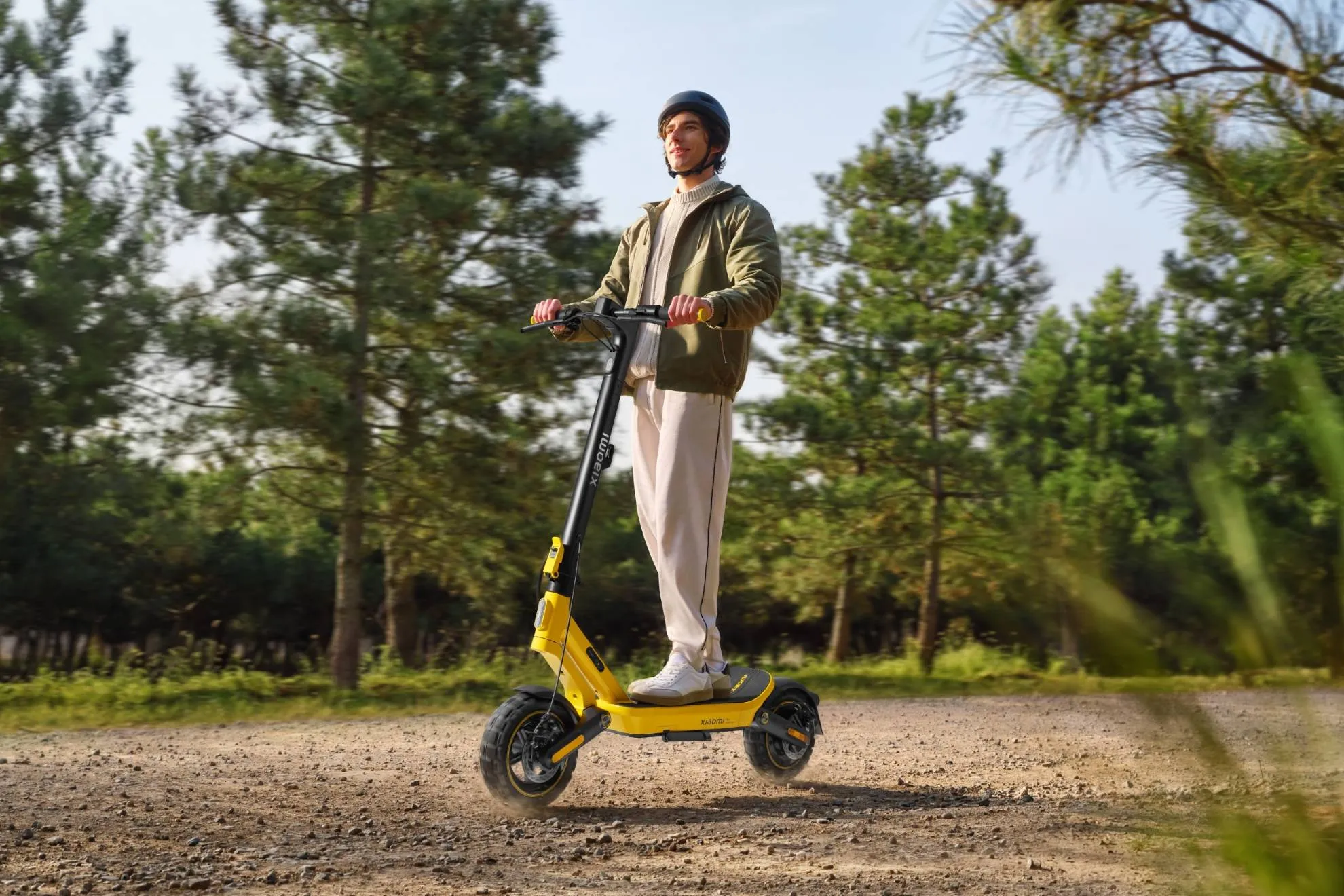 Xiaomi Electric Scooter 6 Ultra_Riding scene1