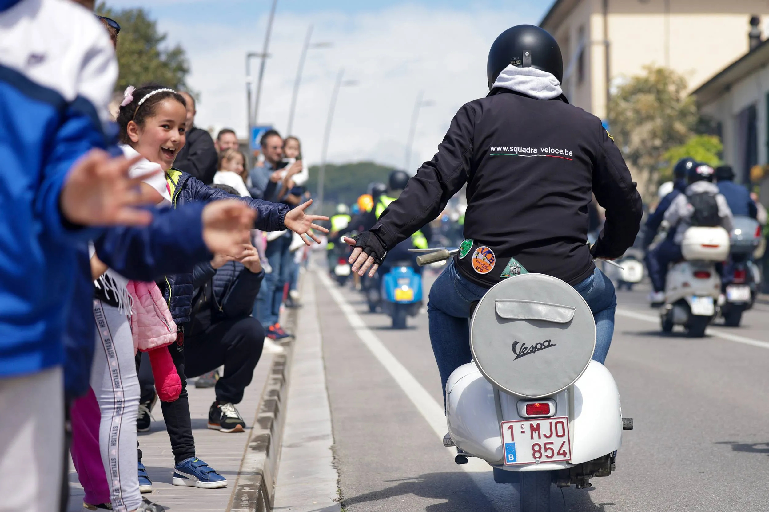 raduno vespa roma per gli 80 anni