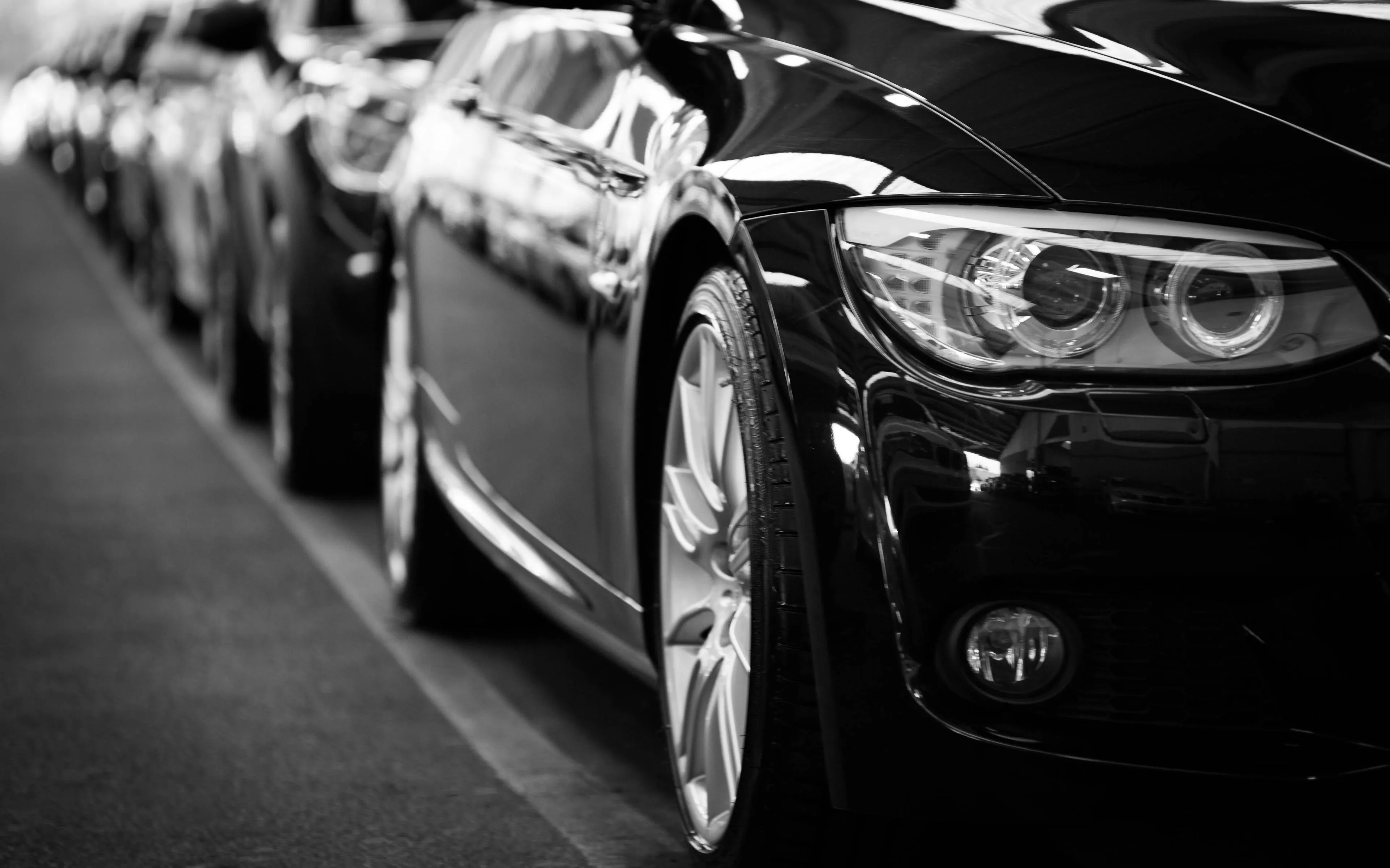 Automobili in bianco e nero dettaglio
