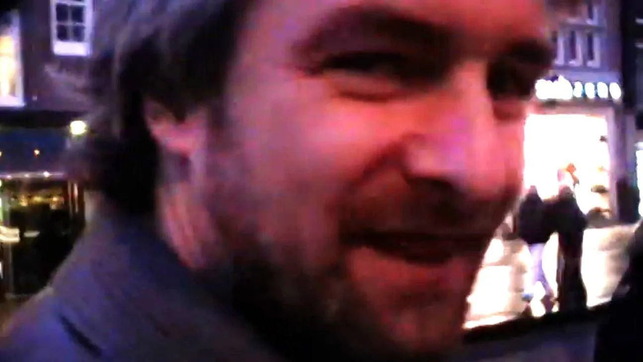 Video van agressieve Victor Reinier gelekt "Au, Au" Tim Hofman "Bij de keel gepakt"