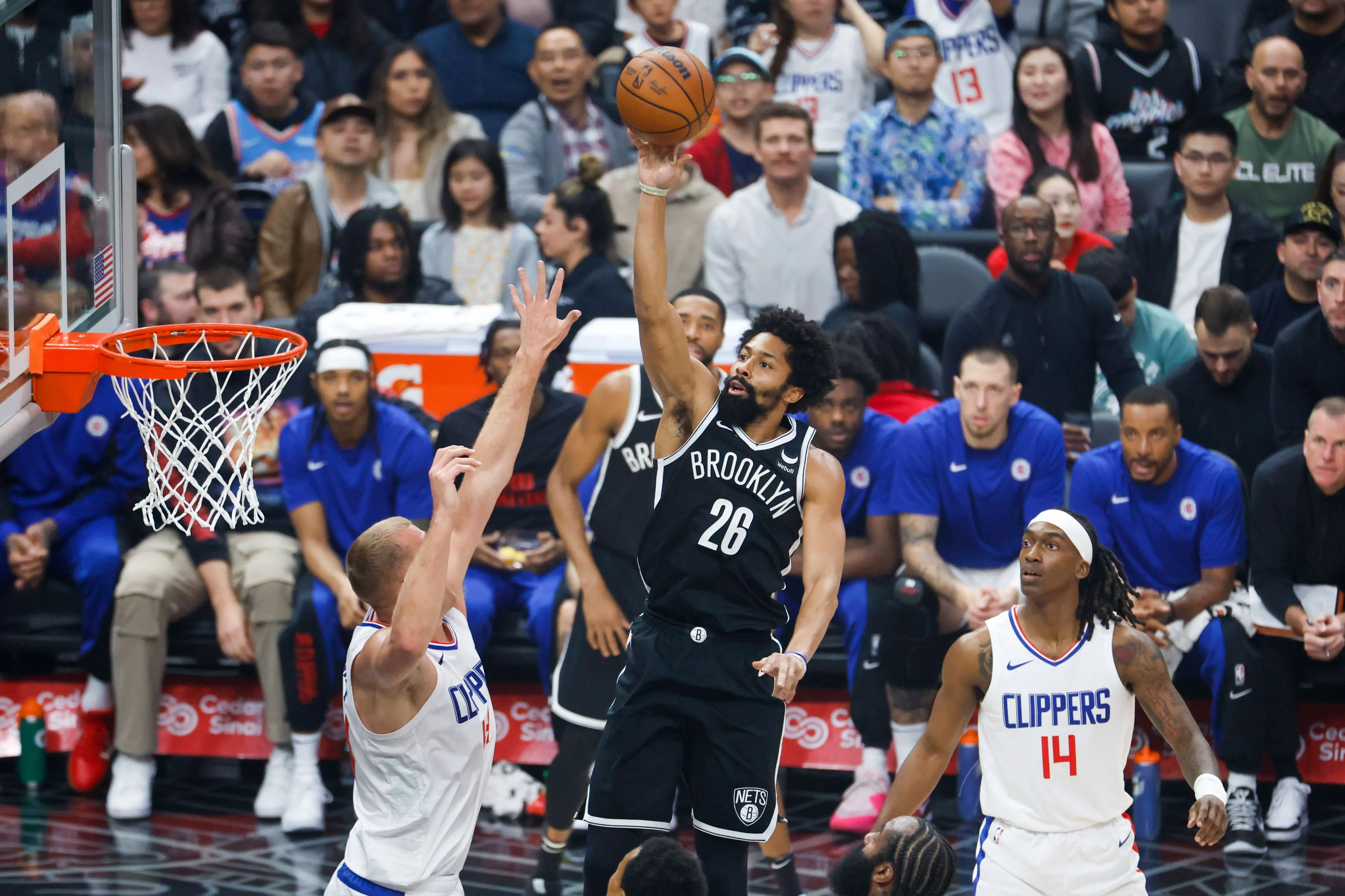 Oficial - Spencer Dinwiddie ficha por Los Angeles Lakers: todos los detalles del acuerdo