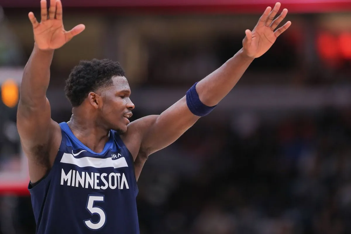 Brutal paliza de Minnesota Timberwolves sobre Denver Nuggets para forzar la serie a un séptimo y decisivo partido