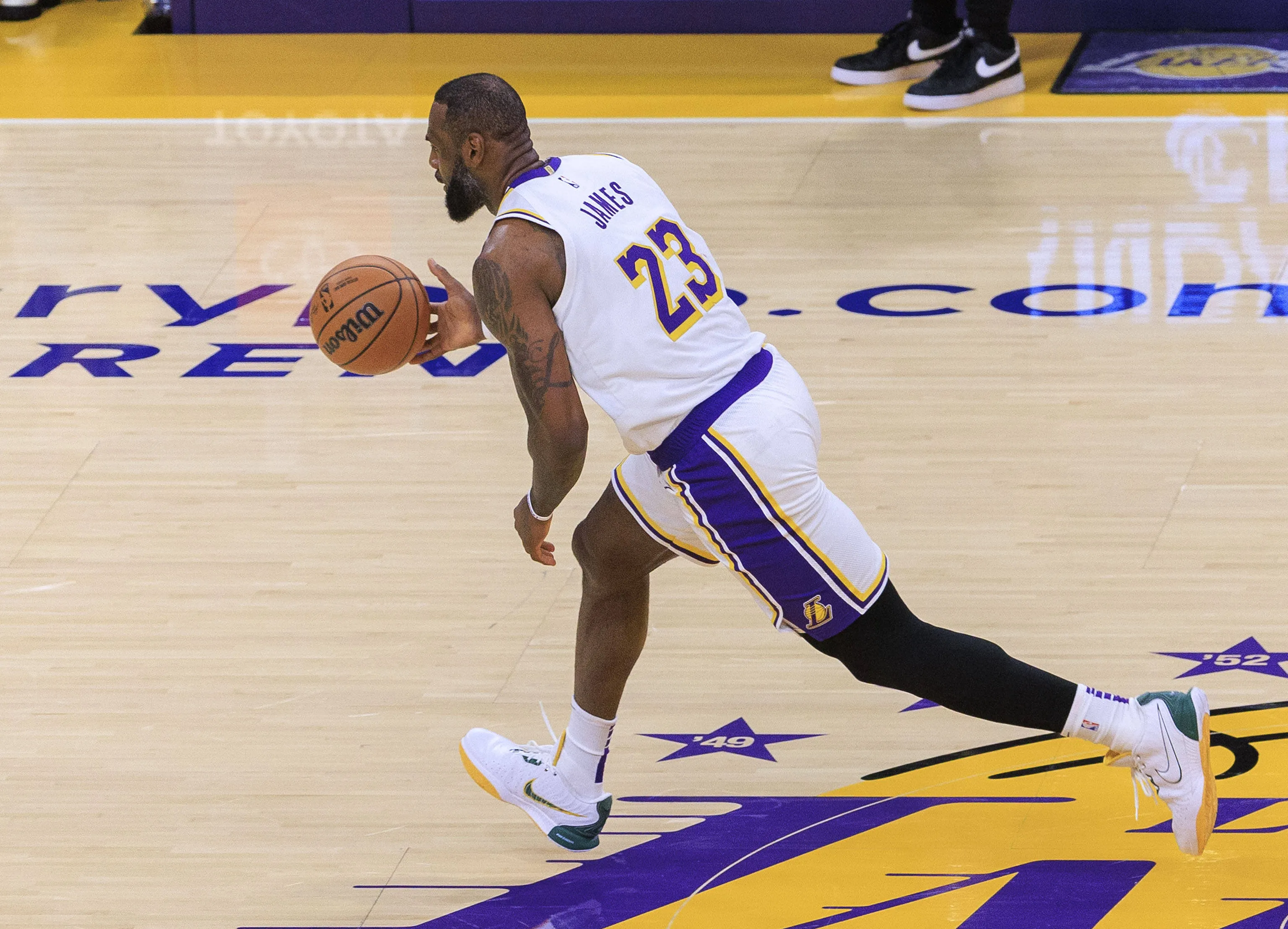 Previa, pronósticos de los expertos, TV y bajas del partido Los Angeles Lakers v Milwaukee Bucks de esta noche