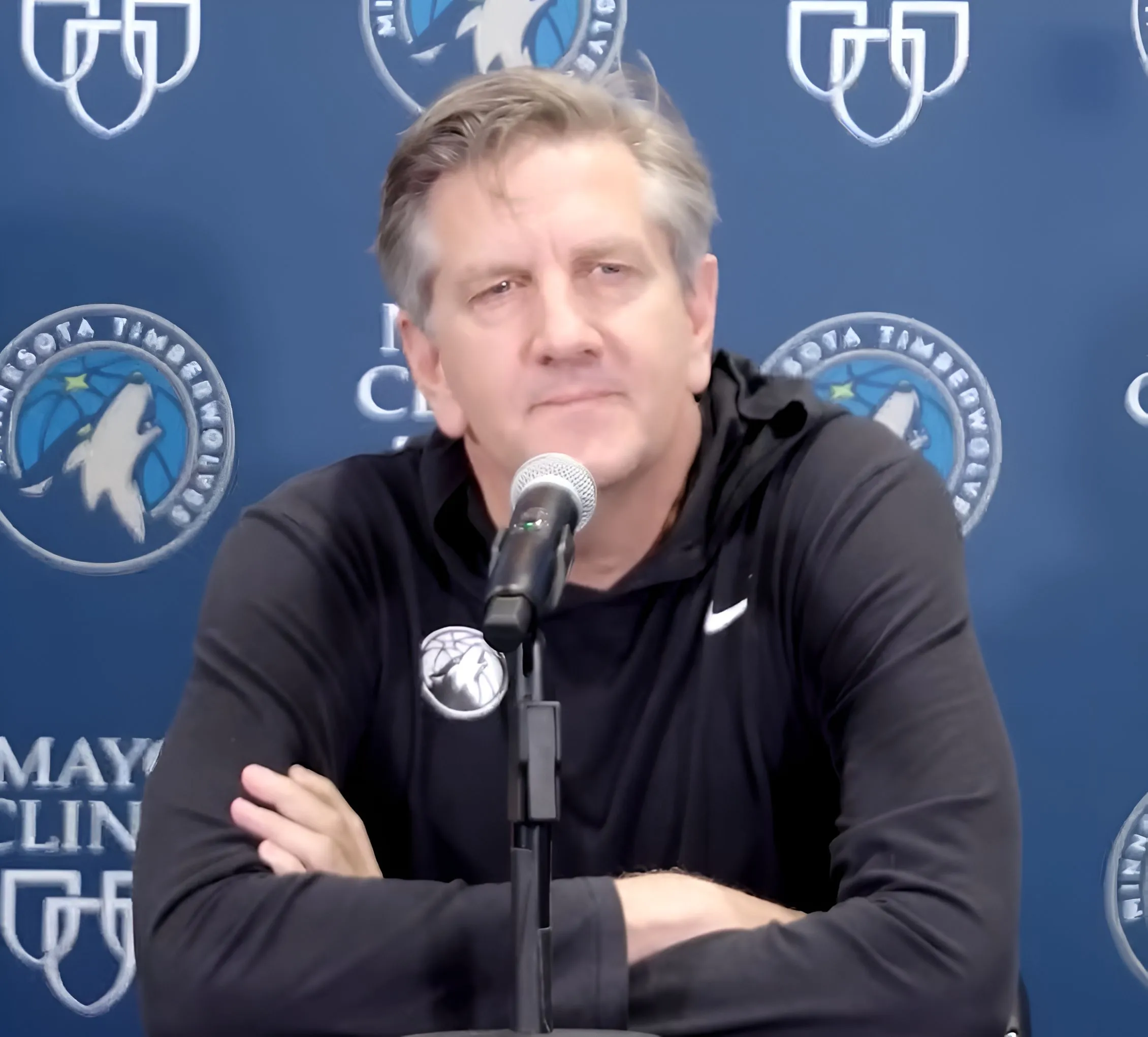 Tras una exitosa temporada, los Minnesota Timberwolves renuevan a Chris Finch