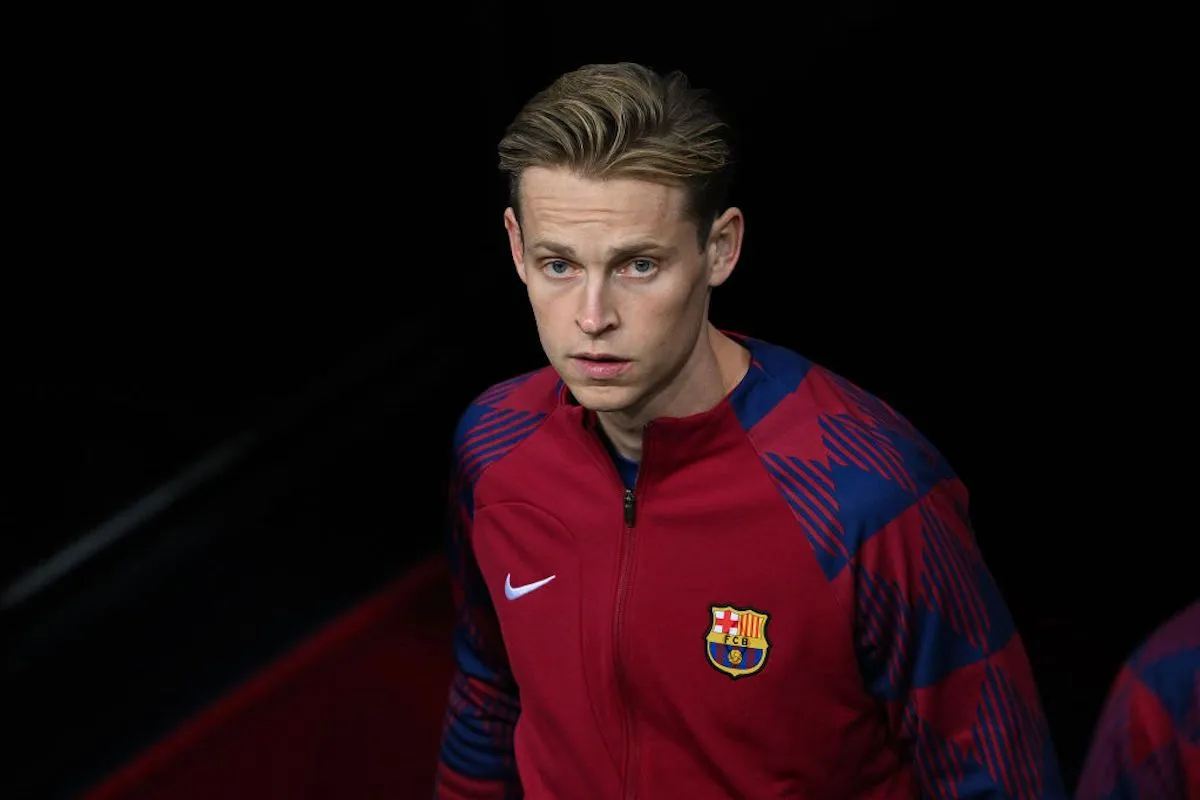 Manchester United afgiver chokerende bud på Frenkie de Jong