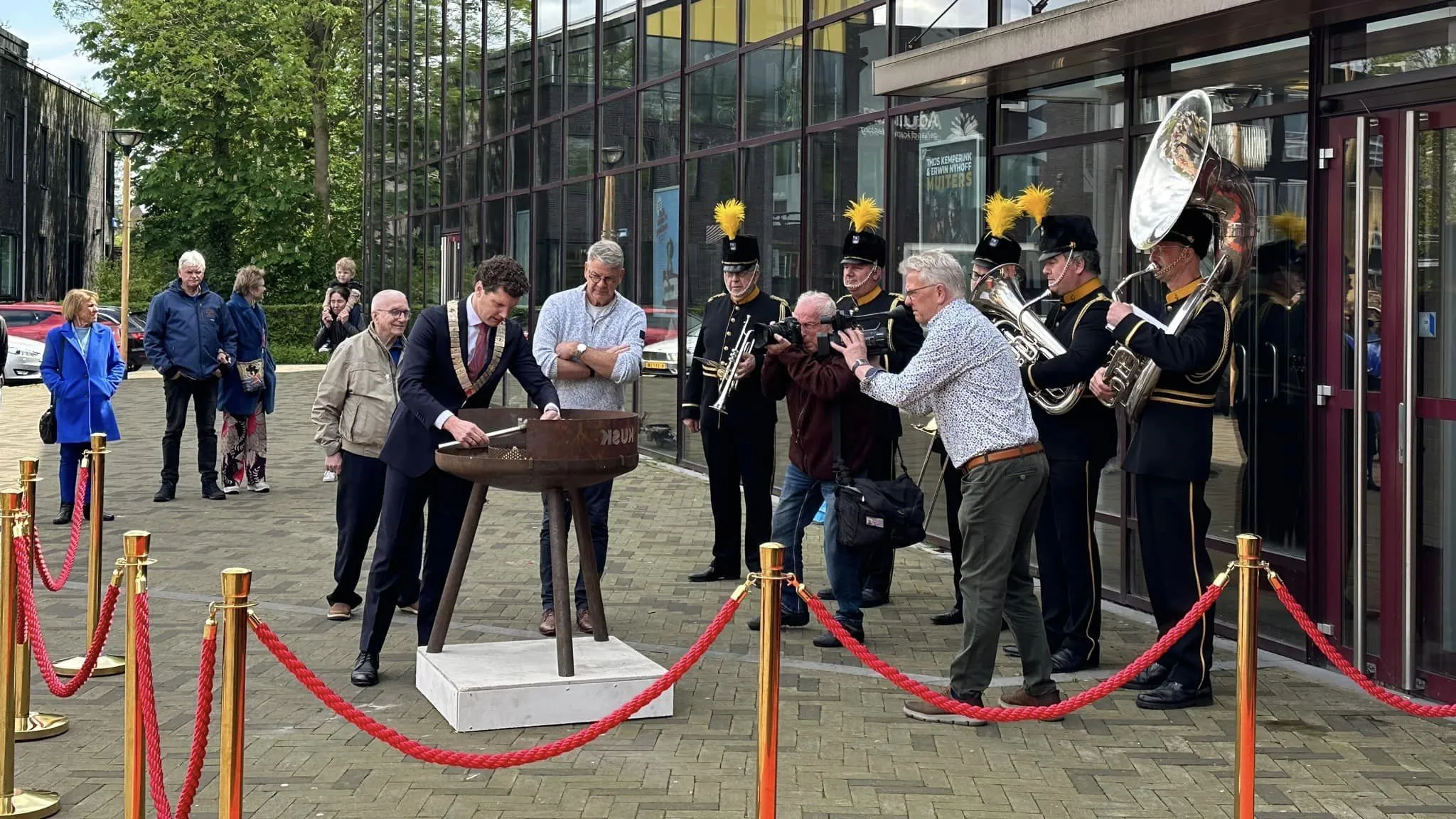 facebook 5 mei barneveld mijntje pluimers foeken