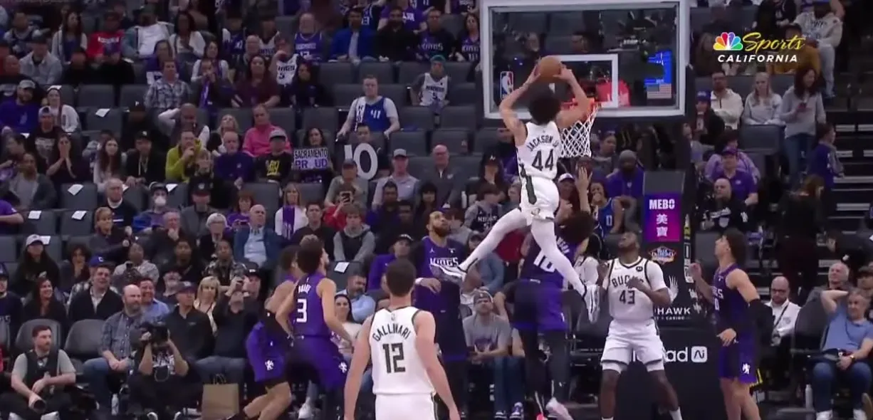 VIDEO: Andre Jackson Jr gravity defying DUNK of the Year - HEAD ABOVE THE RIM