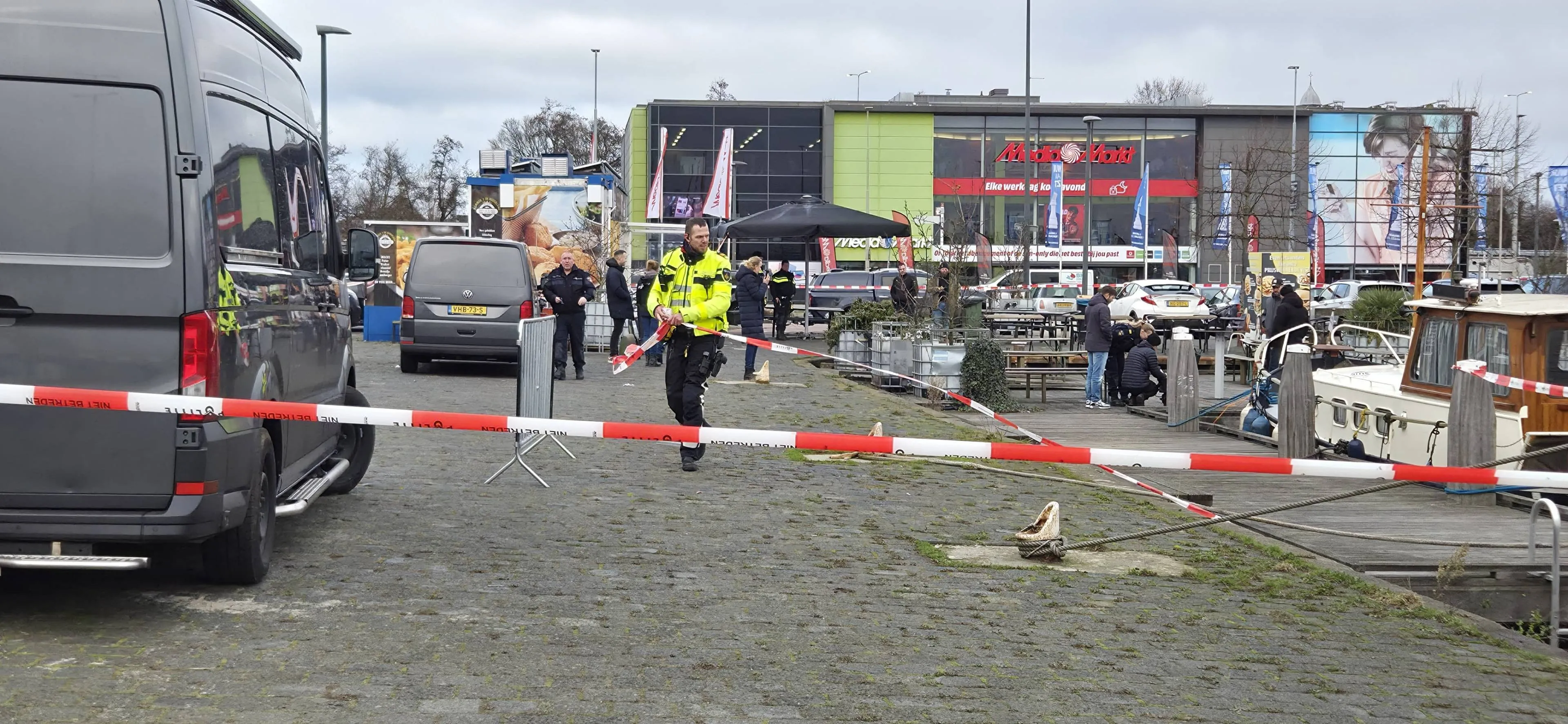 D78EE972-5DB4-4272-984D-3F1060D83CA2