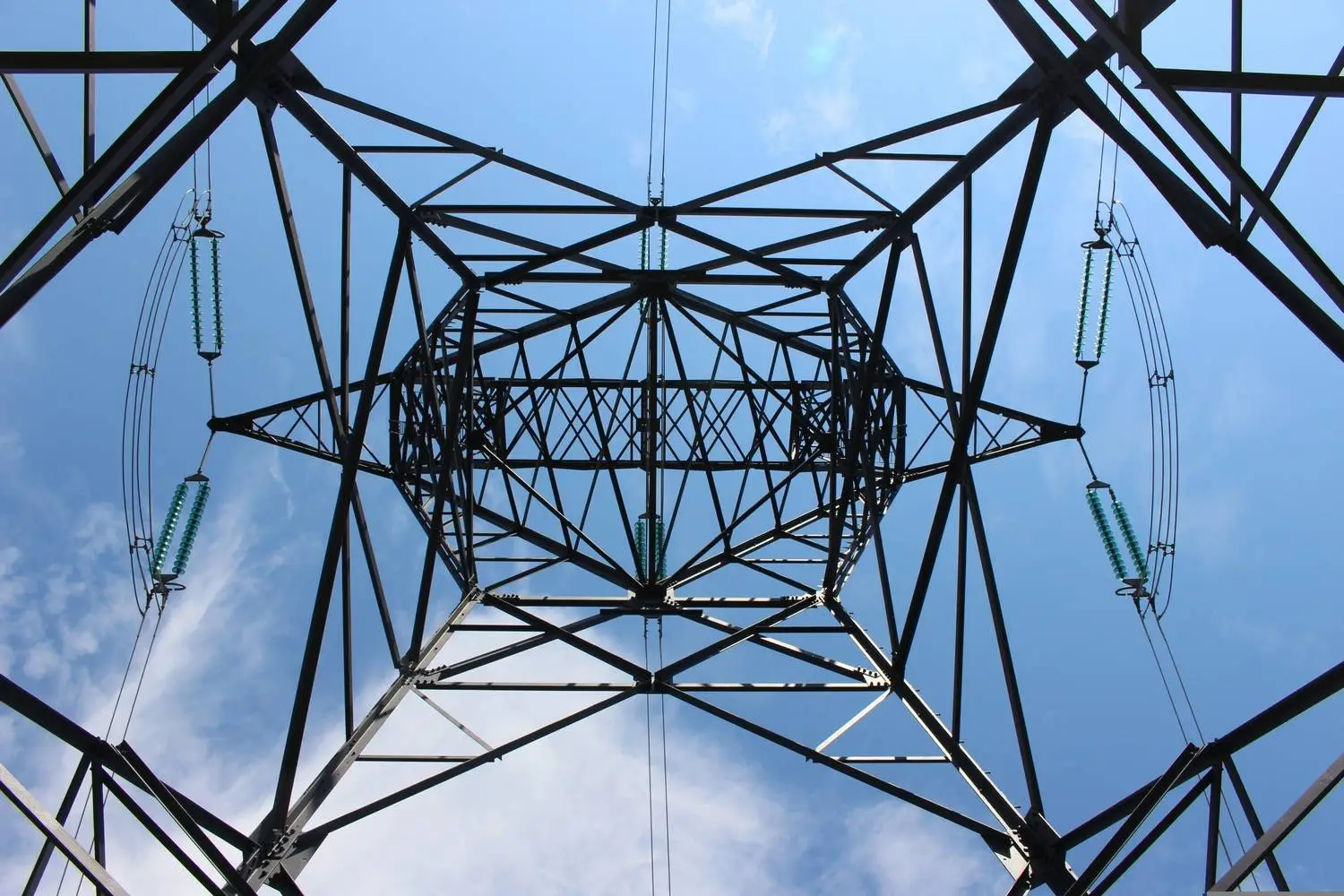wobbut-electricity-4521345