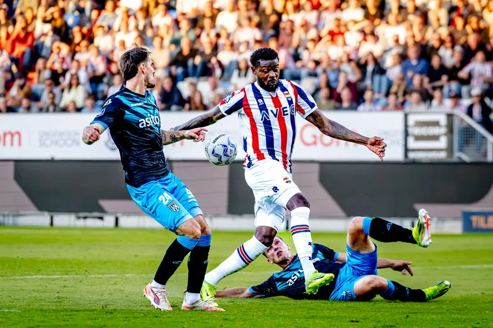 Willem II verliest met 1-2 van Heracles en speelt NAC veilig