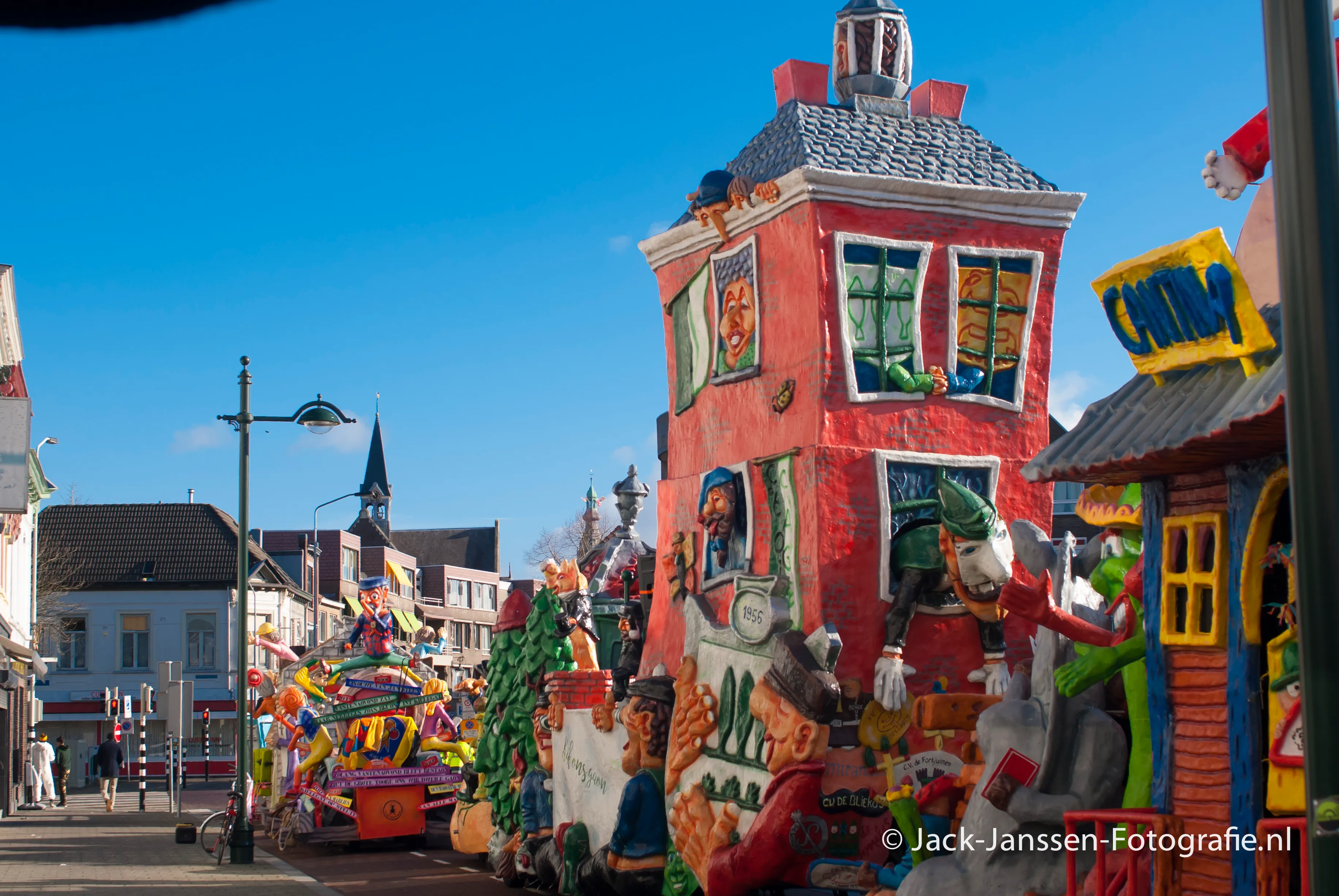 carnaval 2018 maandag grote optocht 1