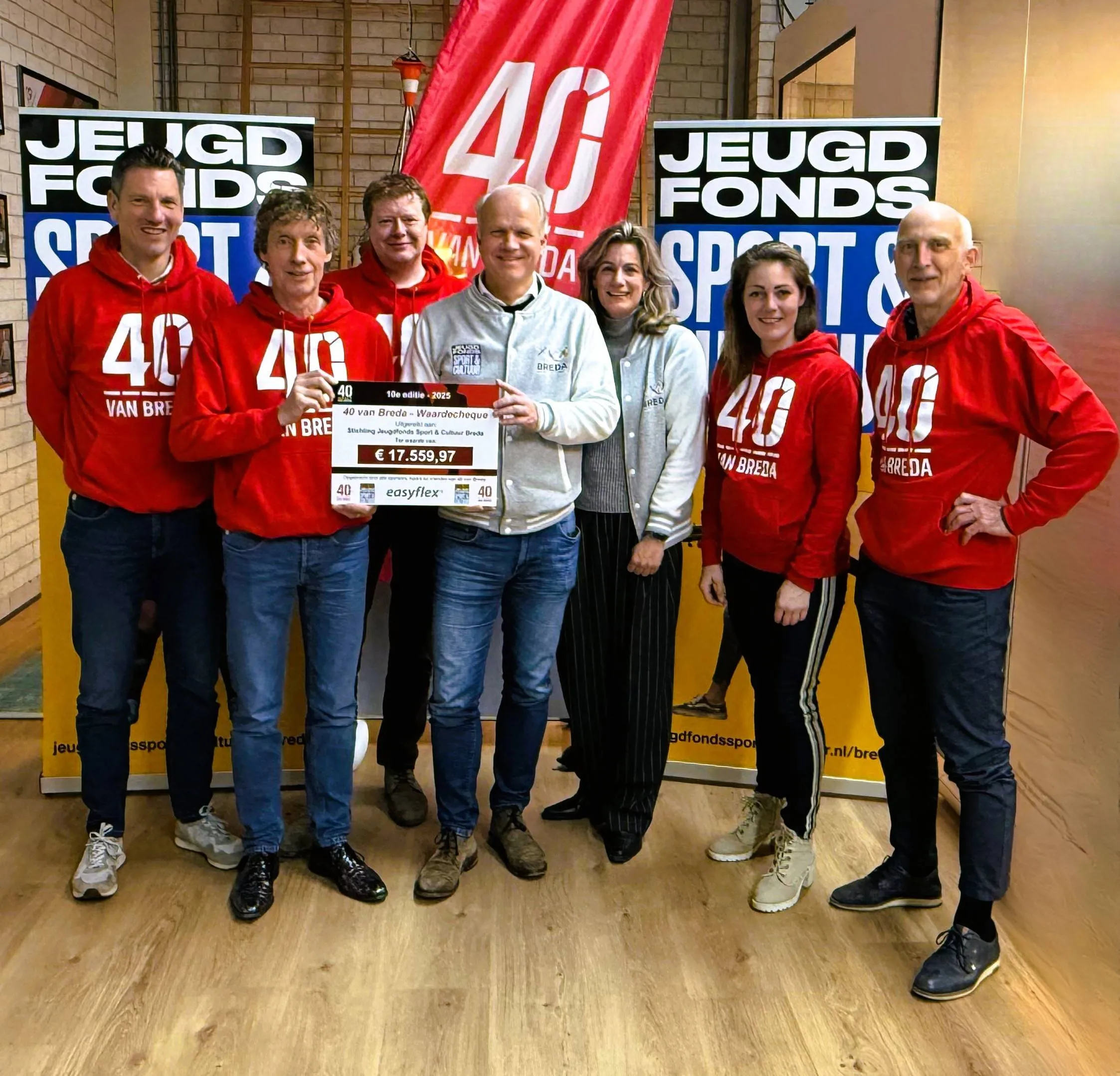 40 van Breda cheque Jeugdfonds