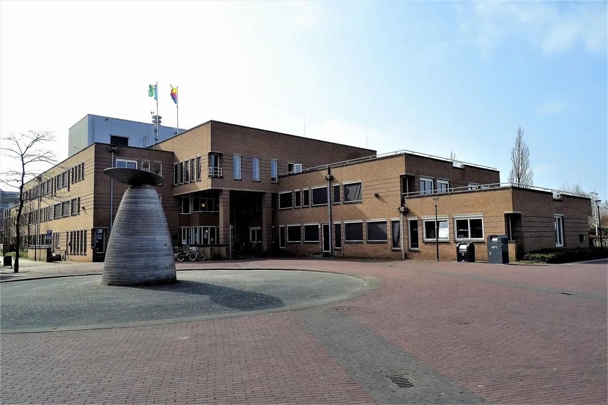 foto 23 3 2021 12 gemeentehuis van castricum raadhuisplein nr 1