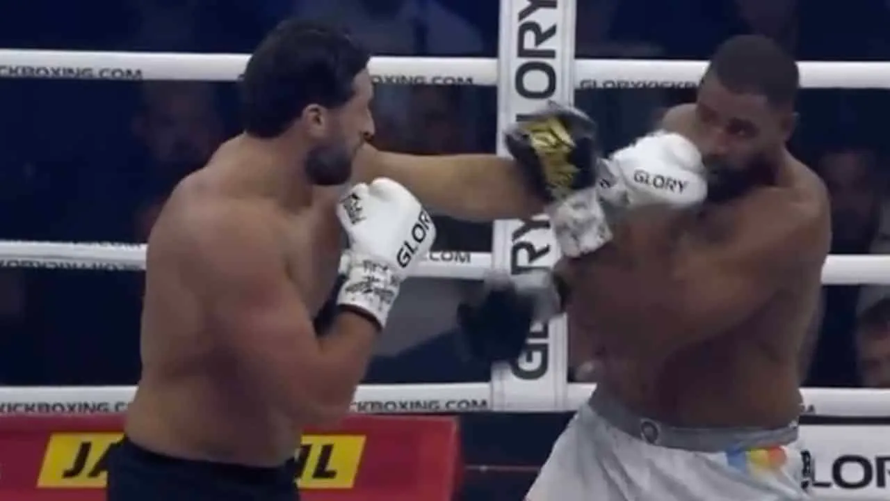 Ben Saddik slaat tegenstander in 1e ronde keihard knockout