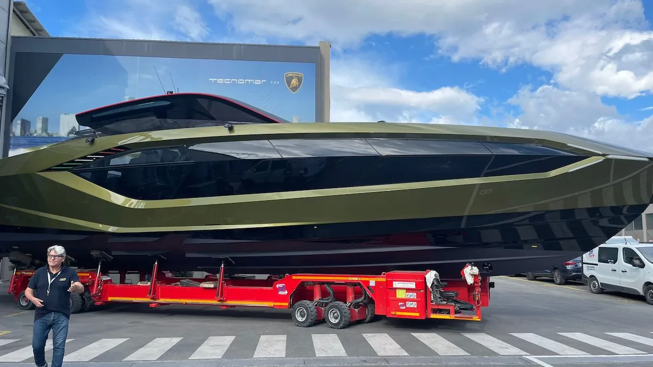 lamborghini tecnomar 63 conor mcgregor speedboat