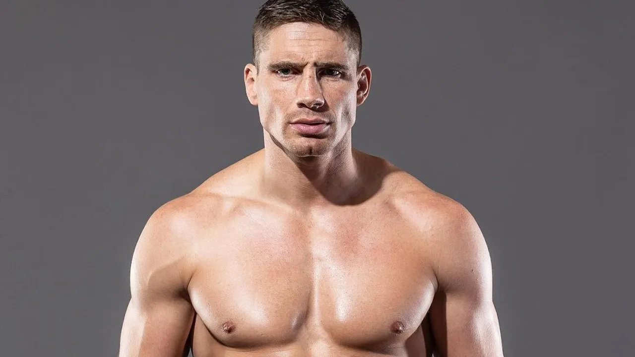 Dit doet Rico Verhoeven meteen na de wedstrijd