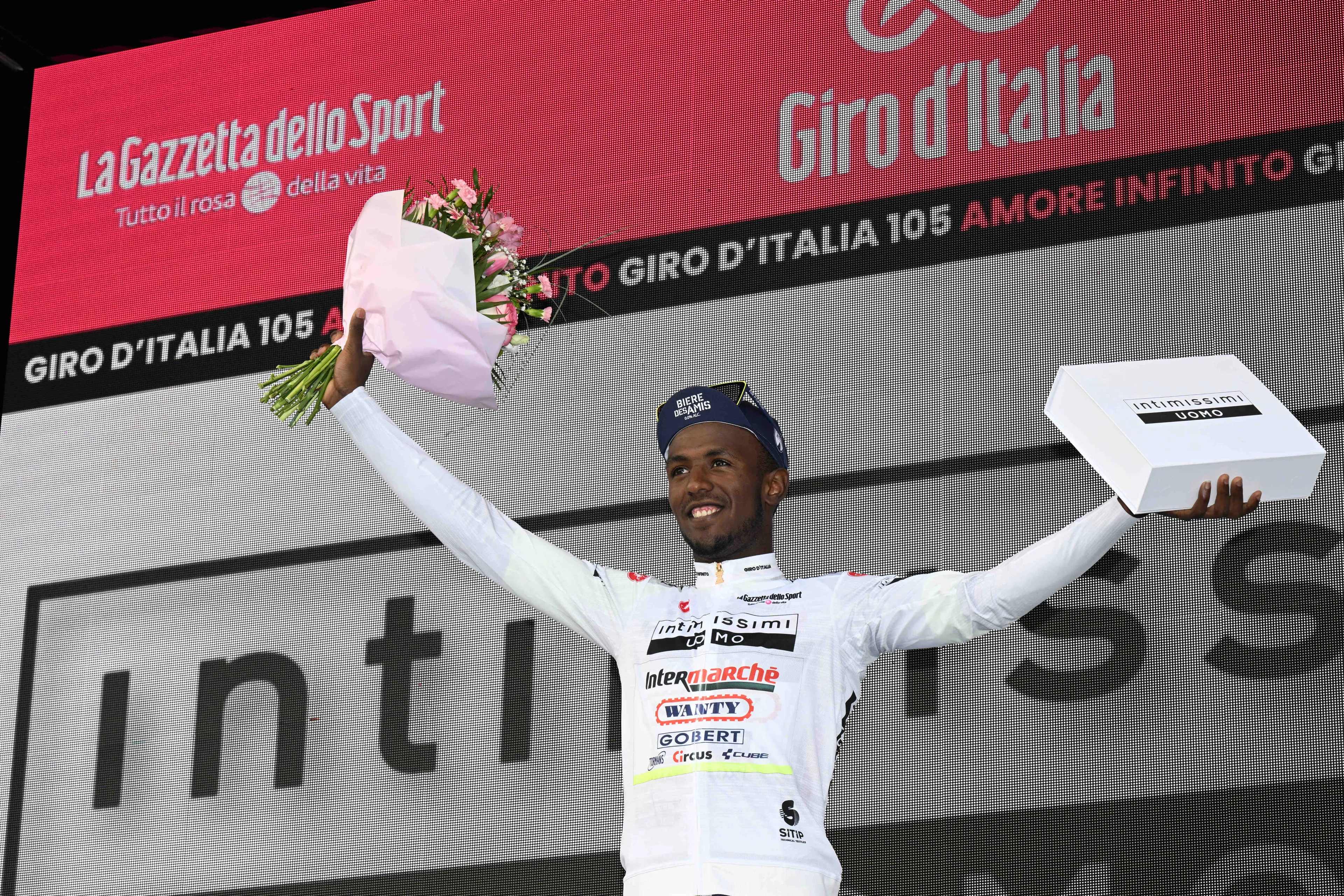Biniam Girmay, ambicioso de cara a esta temporada 2023: "Tengo muchas ganas de descubrir el Tour de Flandes, la París-Roubaix y el Tour de Francia"