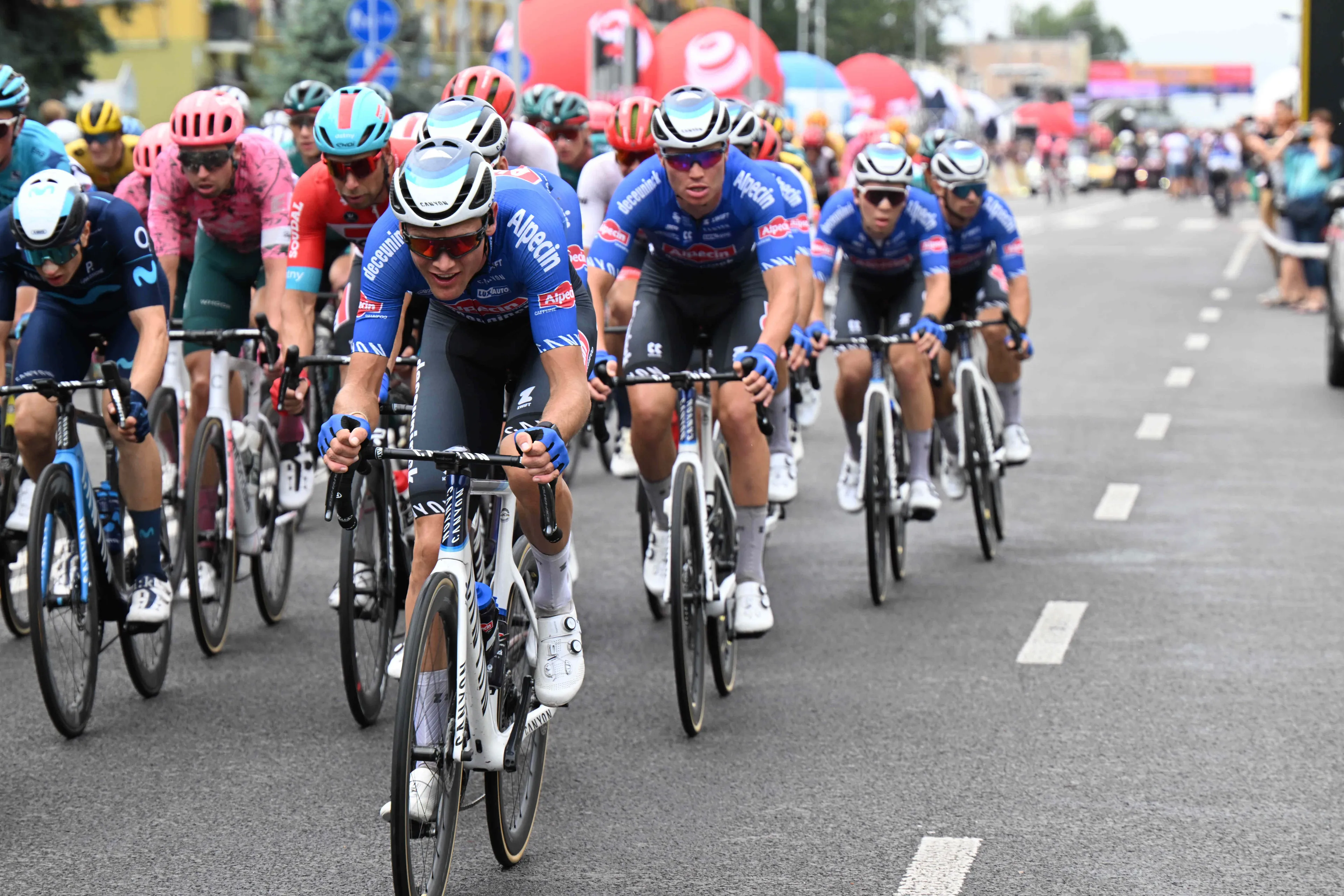 Axel Laurance, joven promesa francesa, firma por el Alpecin-Deceuninck