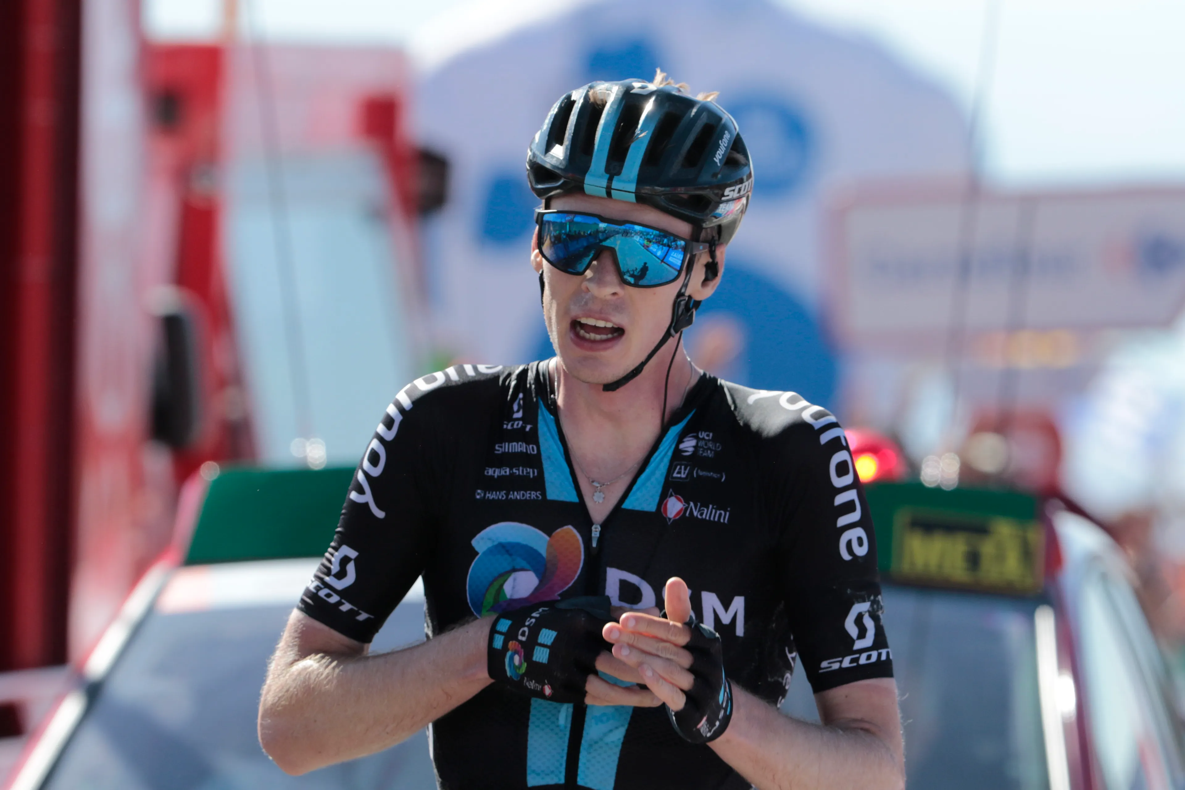 Thymen Arensman desearía que Dumoulin se hubiera quedado más tiempo: "Me hubiera encantado aprender de Tom"