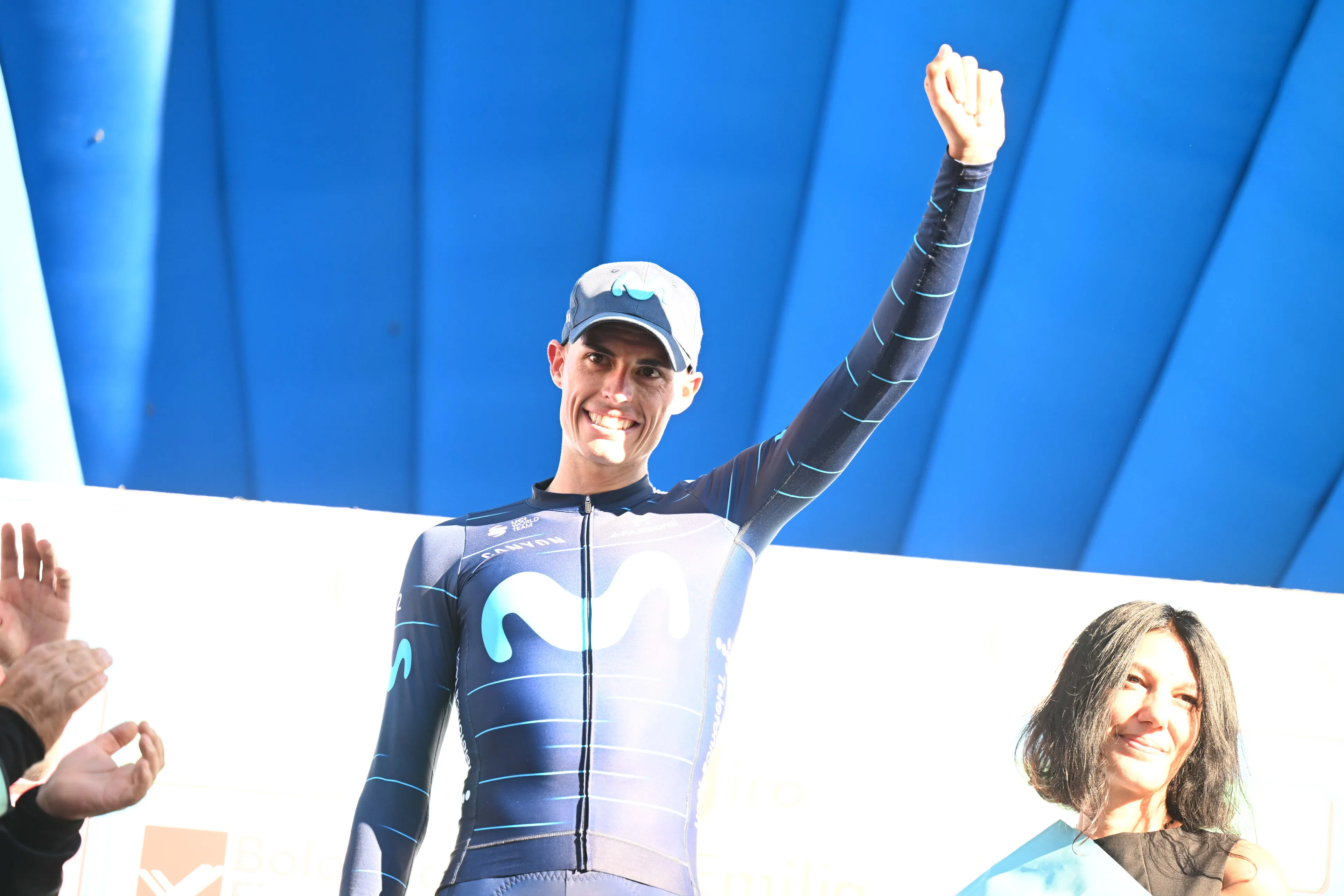 Movistar llega al Giro dell'Emilia con la intención de repetir triunfo con Enric Mas