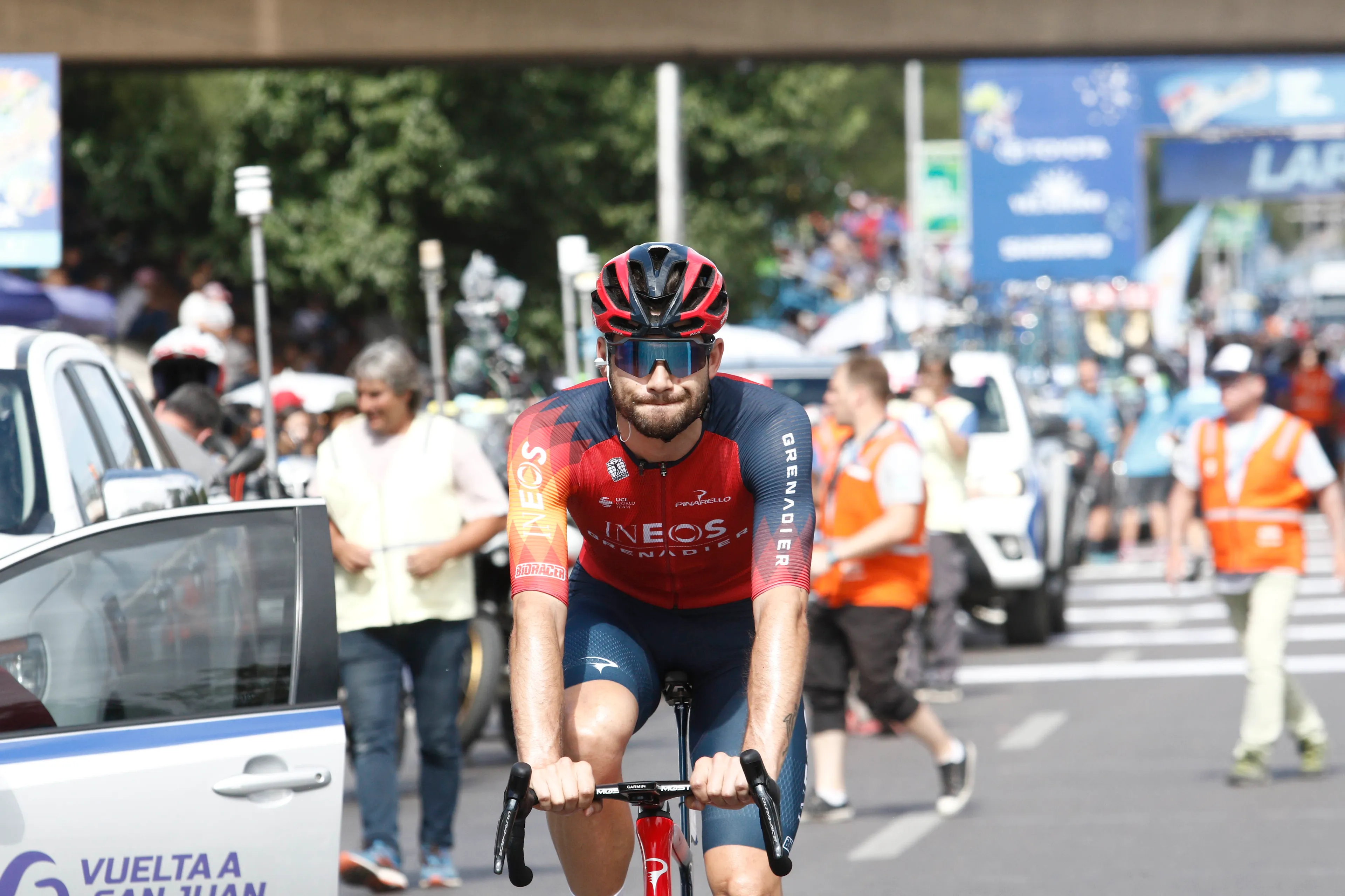 Filippo Ganna se niega a sacrificar la contrarreloj a cambio de la velocidad en las subidas: "Siempre habrá un Bernal más fuerte que tú"
