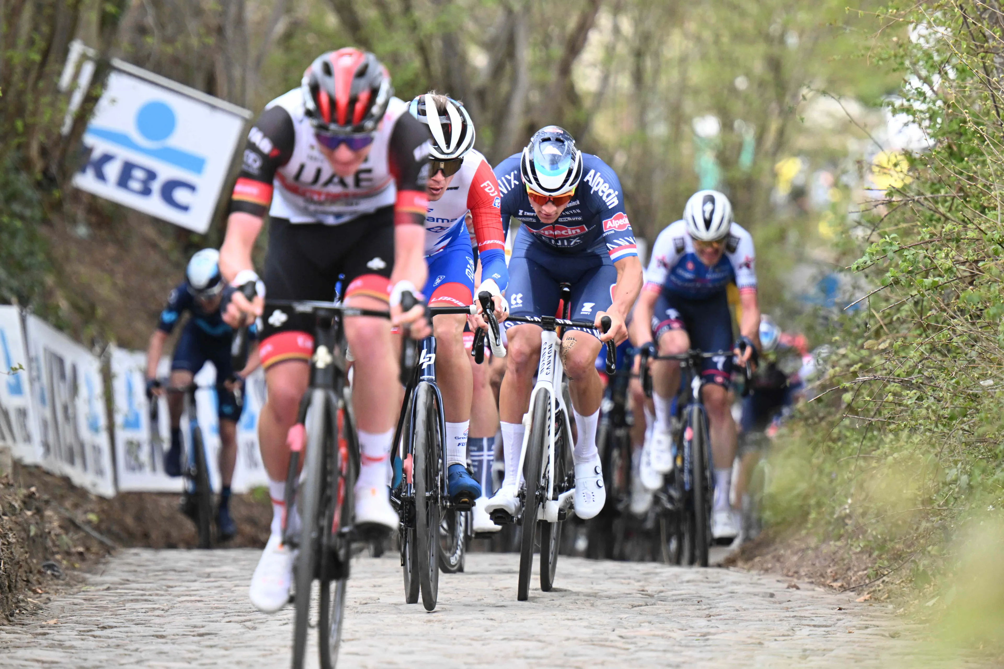 Horarios y dónde ver TV y online el Tour de Flandes 2023