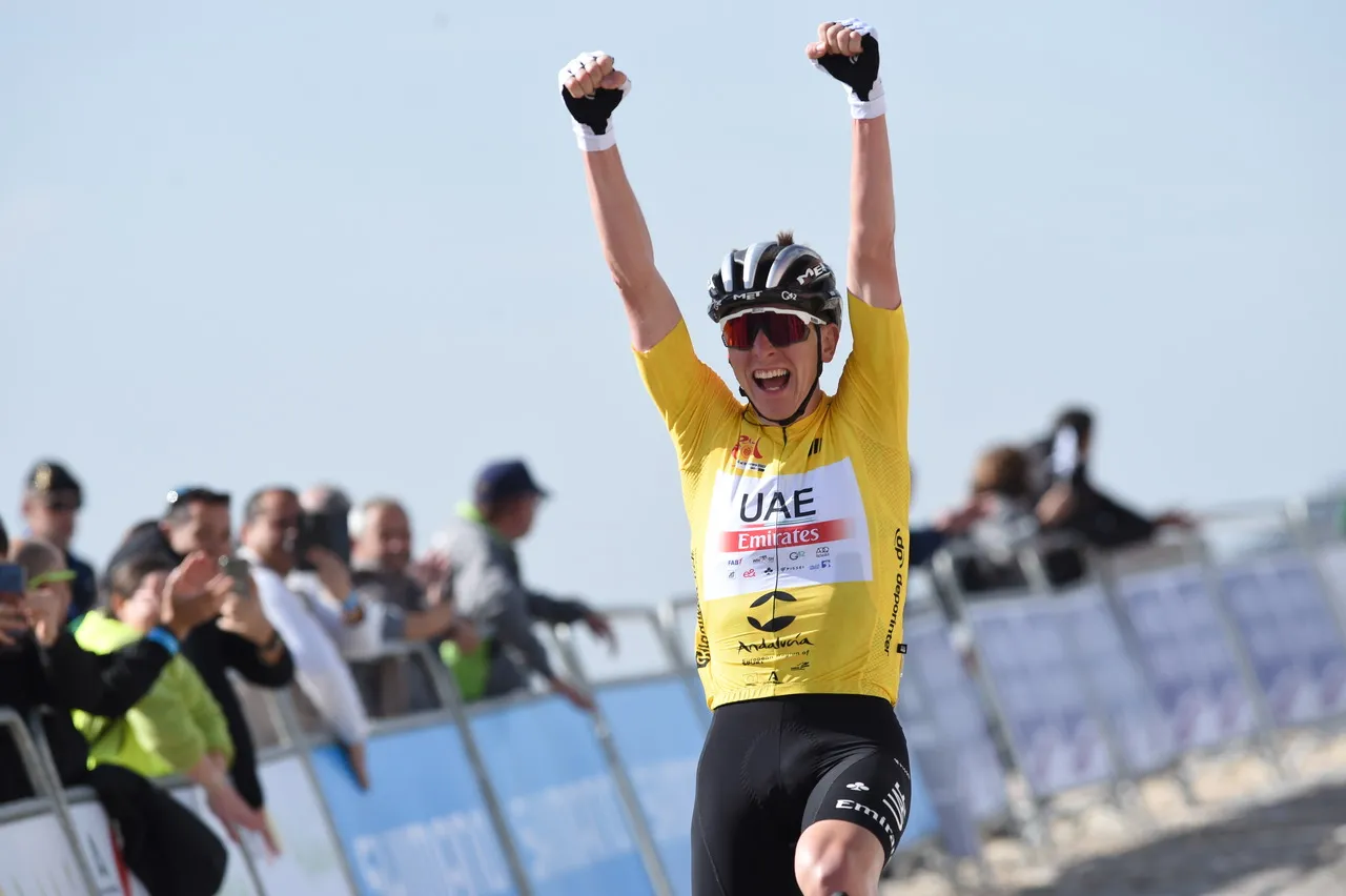 Vuelta a Andalucía: Tadej Pogacar vuelve a ganar ante un Enric Mas que enamora con su nivel