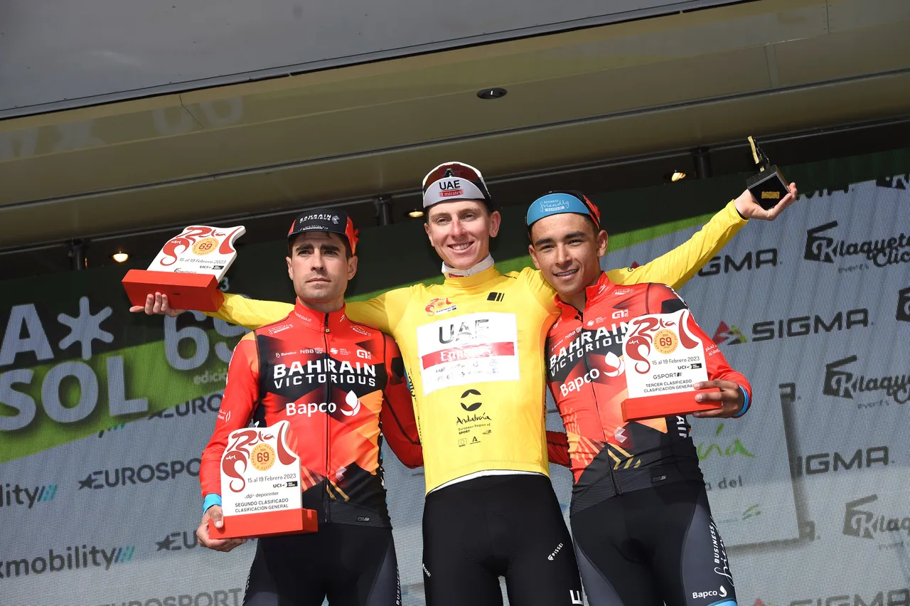Johan Bruyneel cree que las constantes victorias de Tadej Pogacar le podrían salir caras a largo plazo: "Es muy bonito de ver, pero me pregunto por qué"