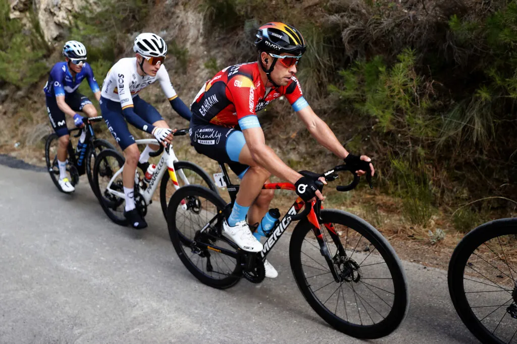 Última hora: La Tirreno Adriatico recorta la subida final debido al fuerte viento imperante en la zona