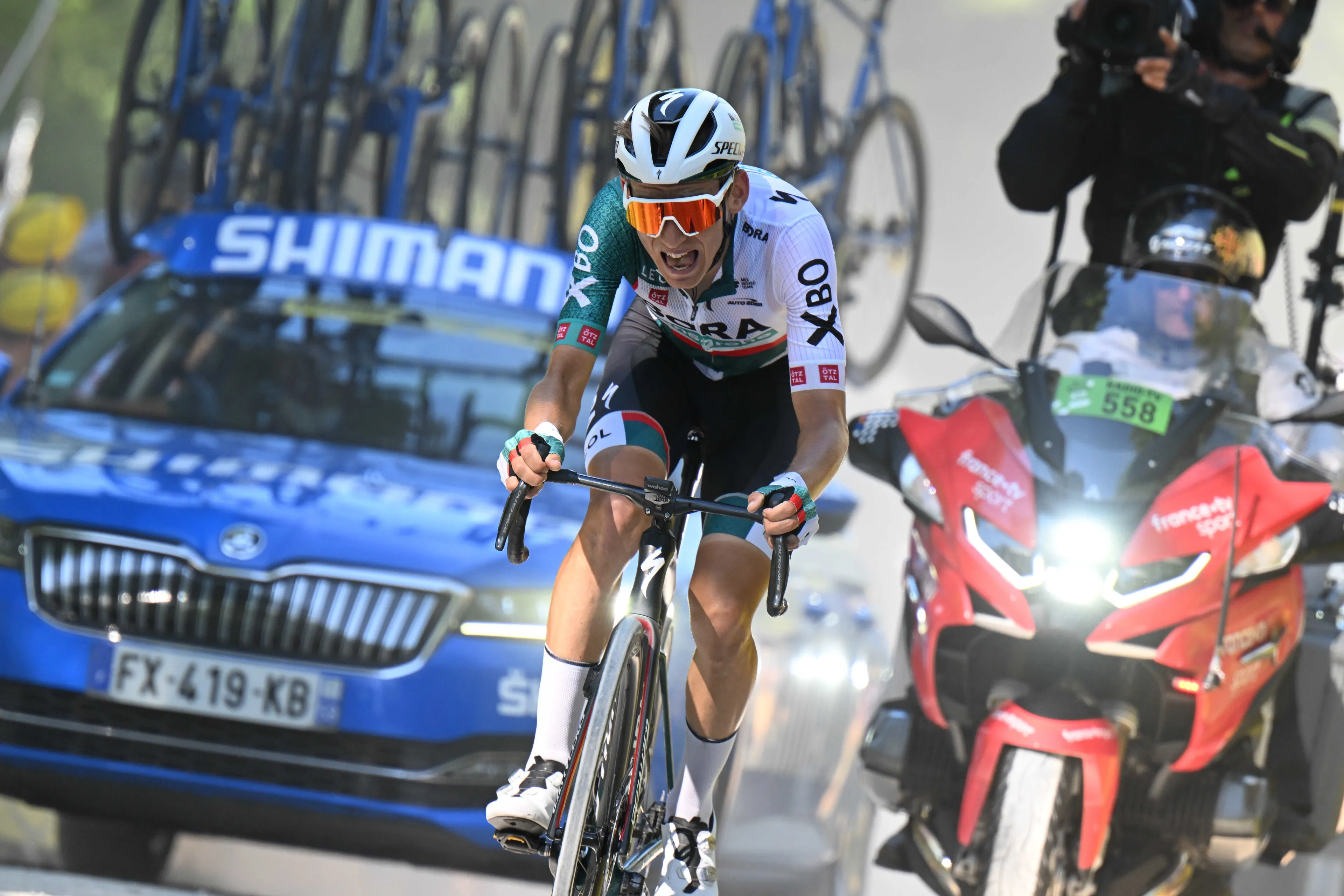 Leonard Kamna, tras convertirse en el nuevo líder de la Tirreno Adriatico: "Mañana va a ser duro, pero intentaremos defender el liderato"