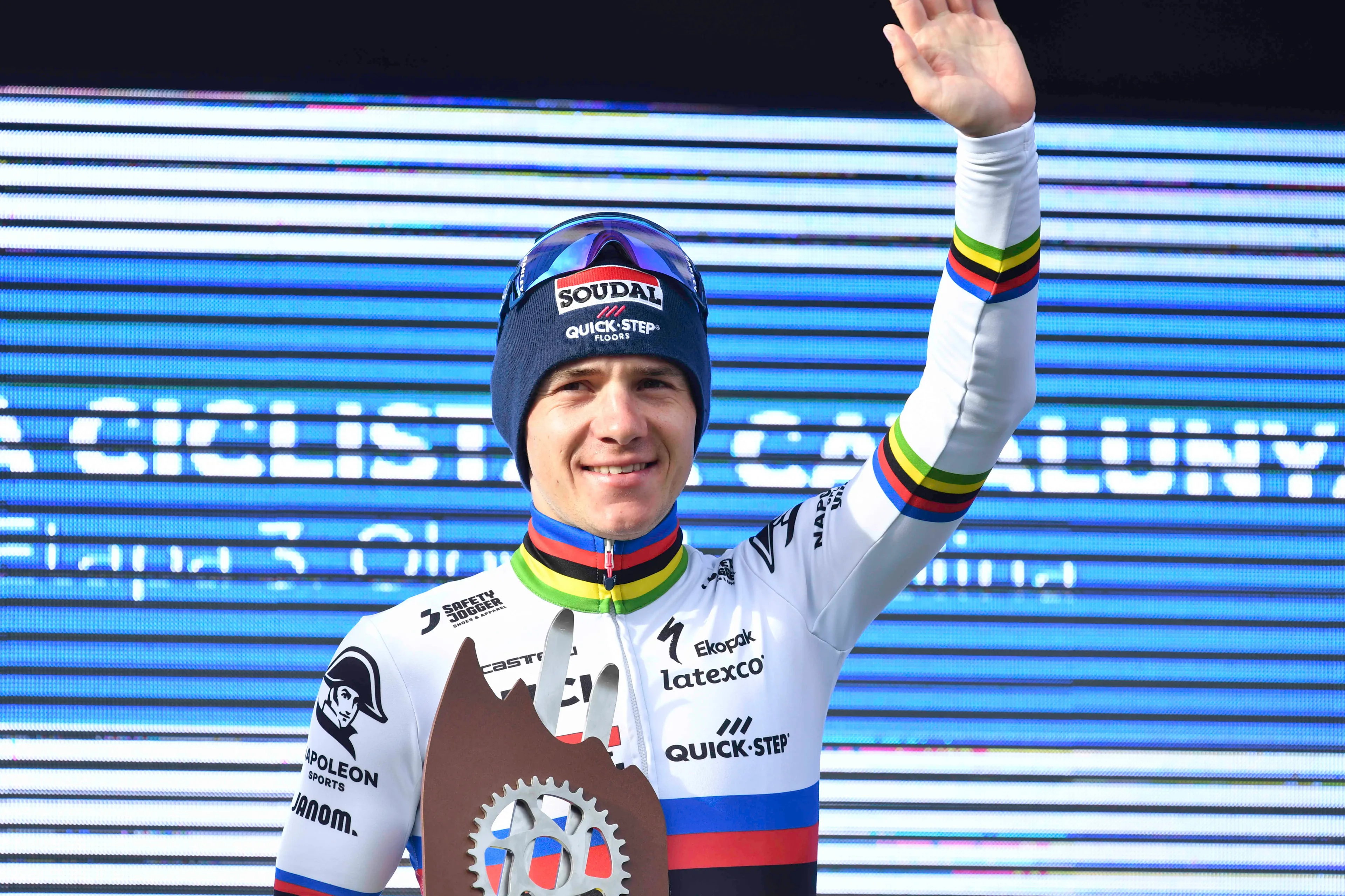 Alejandro Valverde se moja: "Pogacar es excepcional, pero el mejor del mundo con diferencia es Evenepoel"