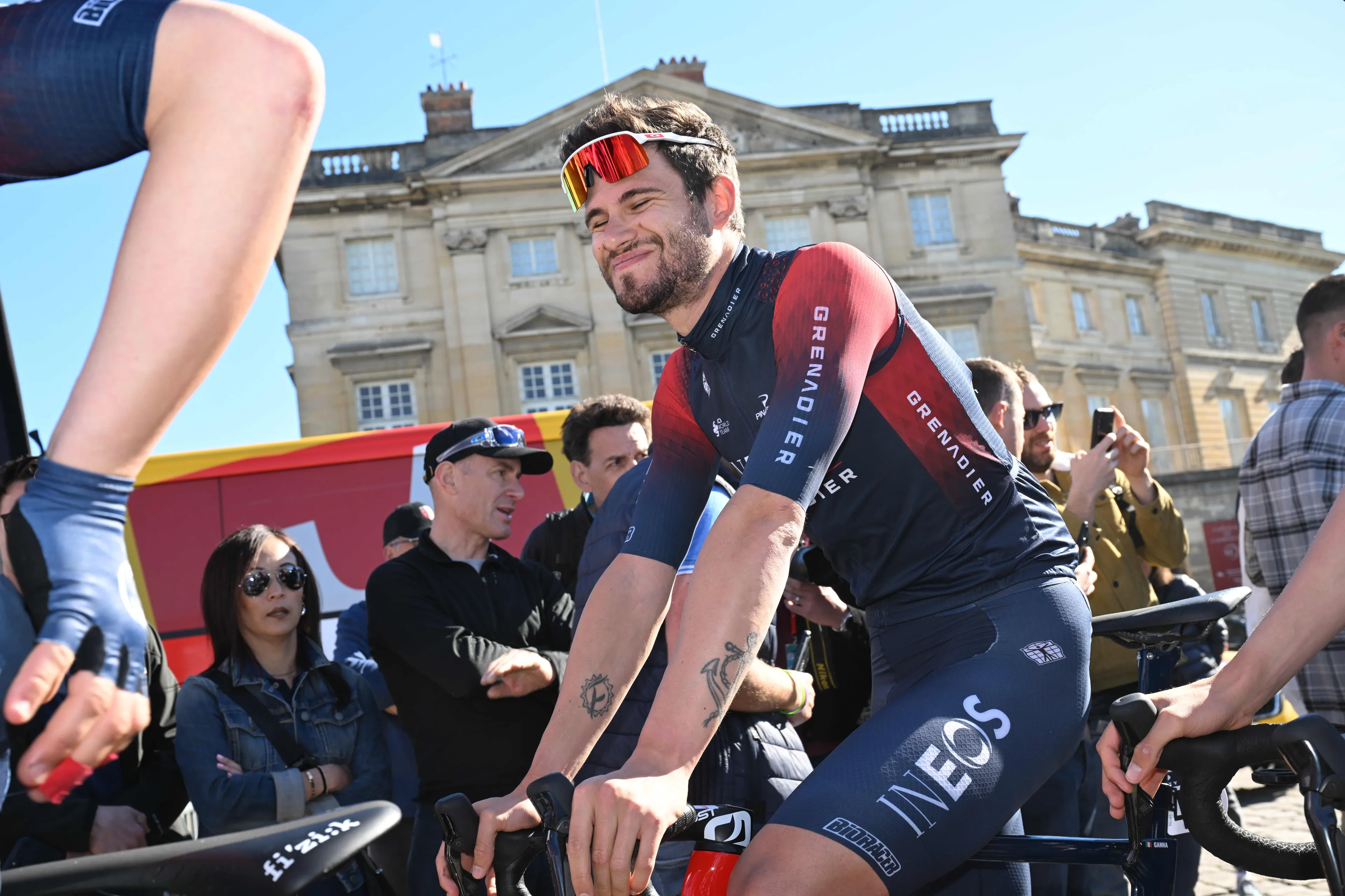 Filippo Ganna: "Es muy doloroso y duro para el cuerpo, pero todos los corredores quieren correr la París-Roubaix"