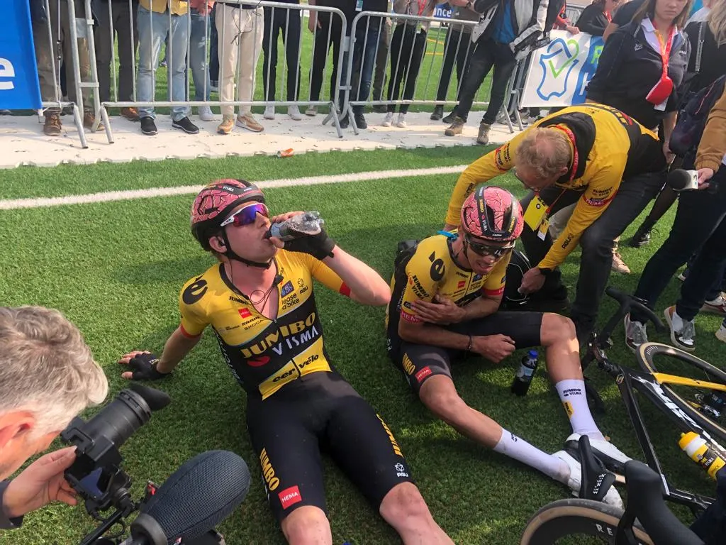 VÍDEO: El crudo dolor y las emociones que se viven tras el final de la París-Roubaix