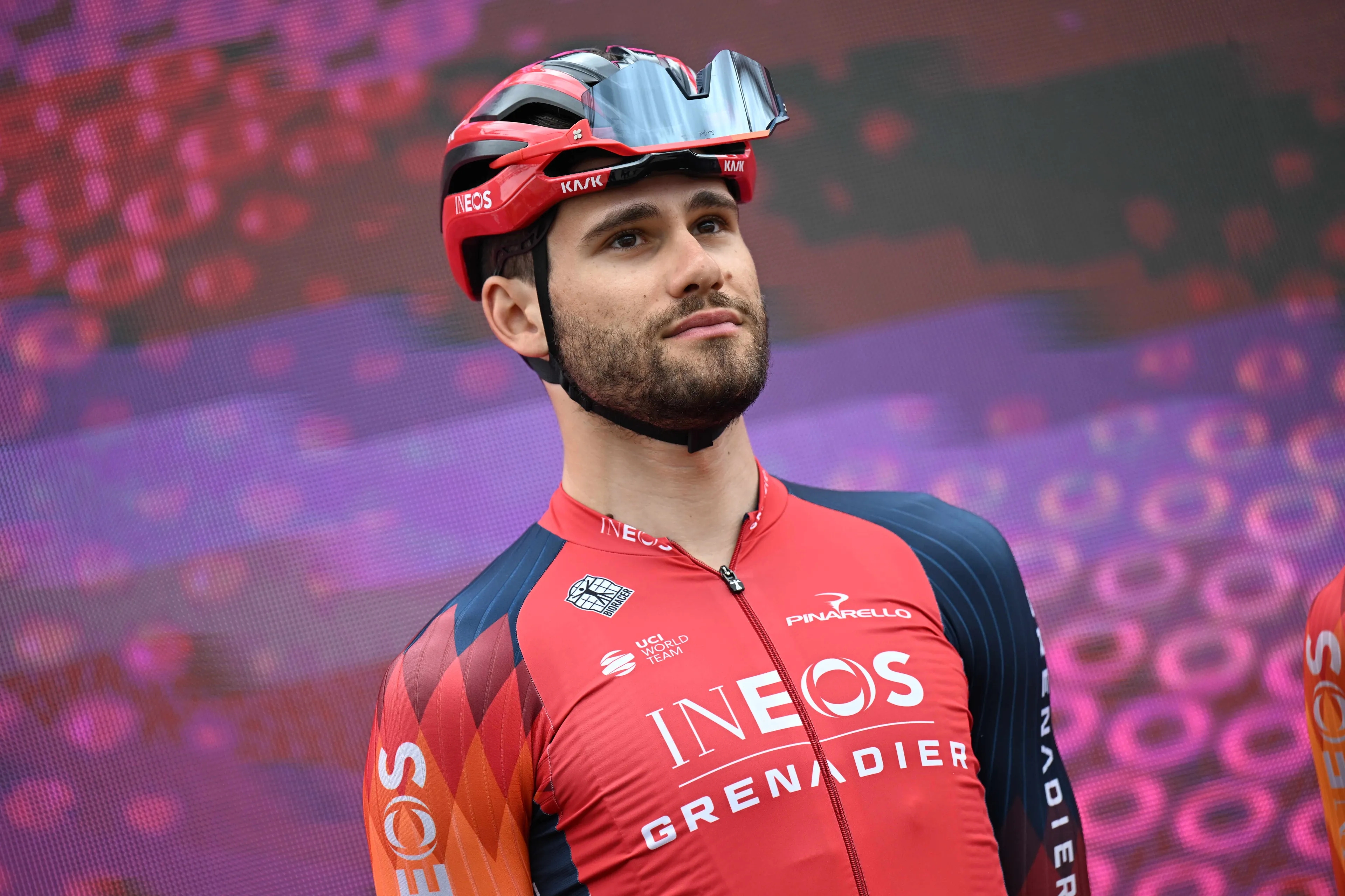 ¡Mazazo! Filippo Ganna, fuera del Giro de Italia por una infección de Covid-19