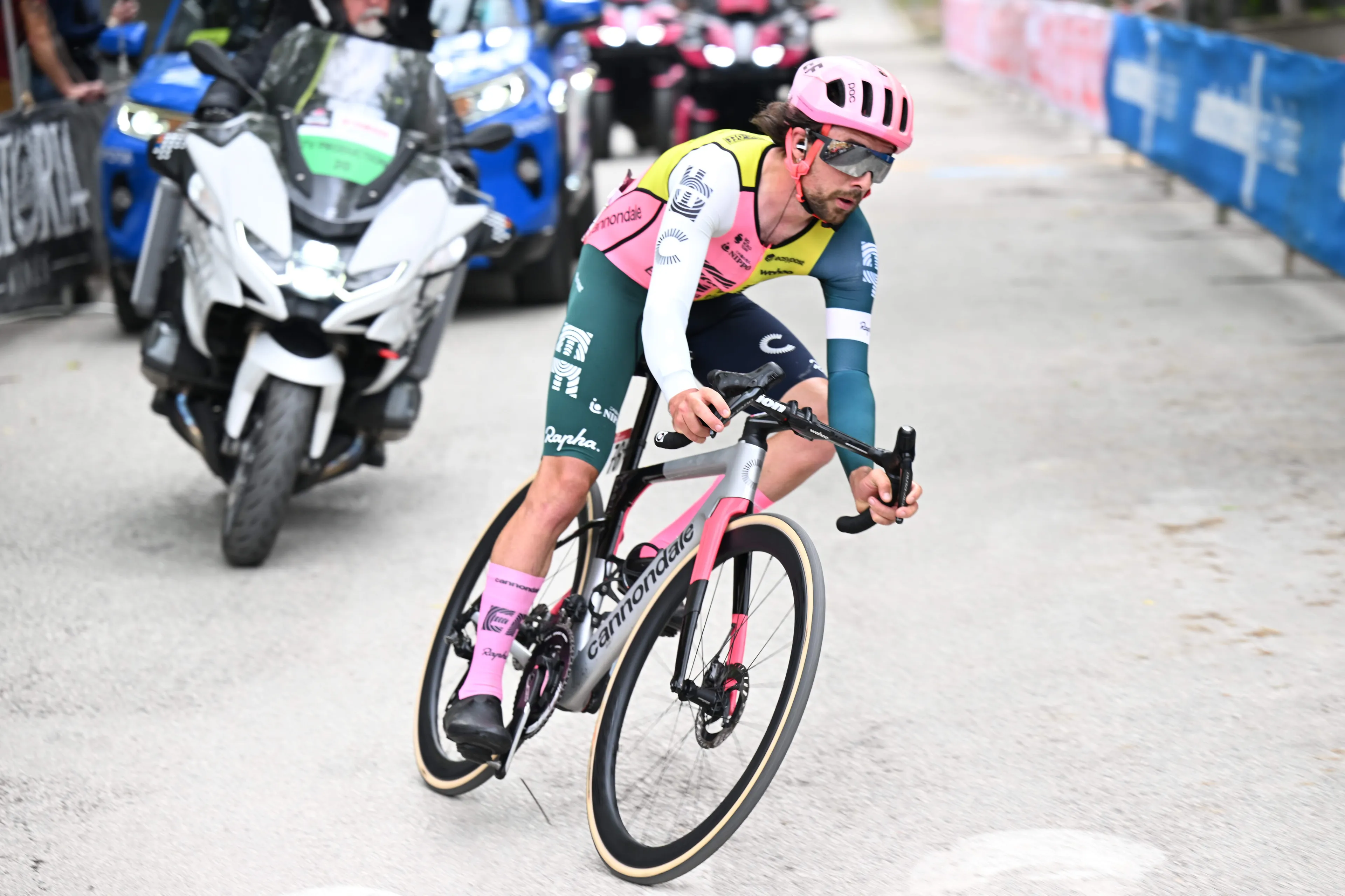 Ben Healy, tras rozar su segundo triunfo en el Giro de Italia: "Cometí un error esperando a Rubio"