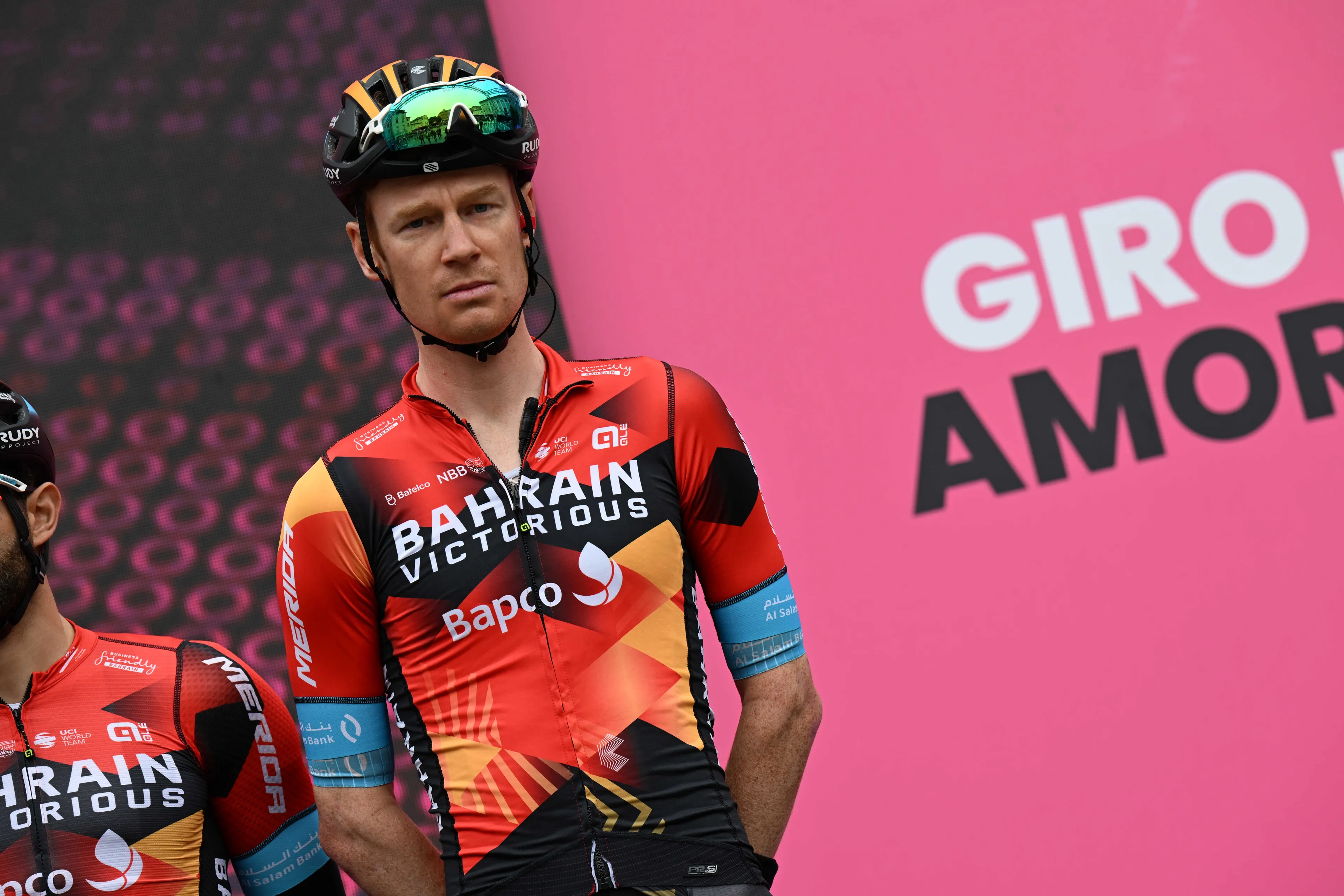 Jack Haig ve un sinsentido la decisión del Giro de recortar la 13ª etapa pero mantener el peligroso descenso: "No lo entiendo"