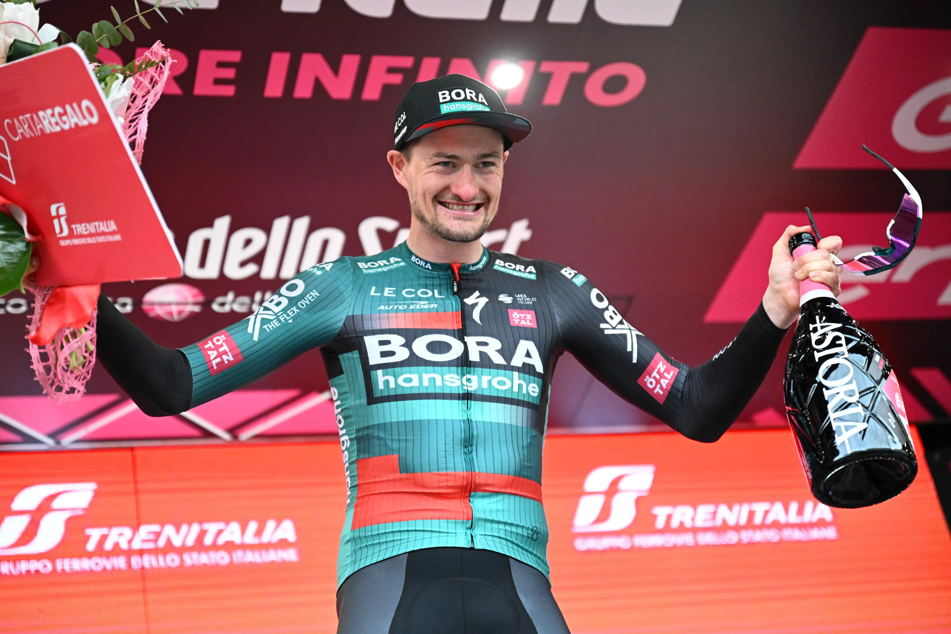 VÍDEO: El espectacular final de la 14ª etapa del Giro de Italia que terminó con Nico Denz llevándose su segunda victoria